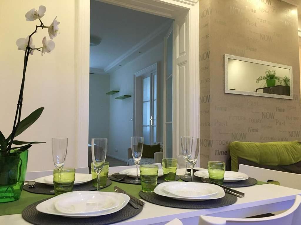 LEO Apartment Obchodna - Family view 3
