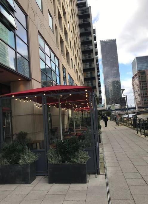 1 Bedroom Flat with Free Parking
