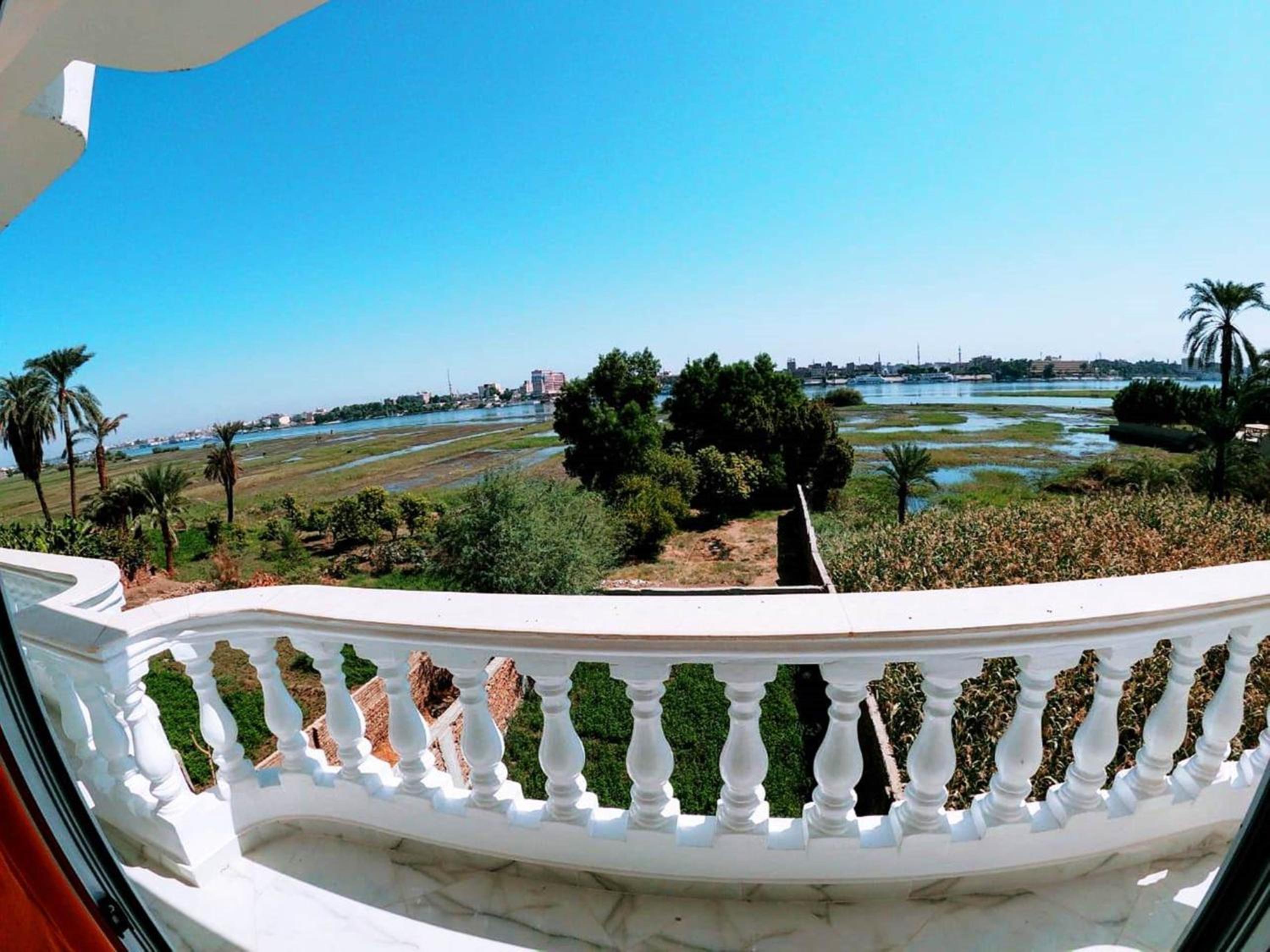 Villa Set ma'at Nile view view 4