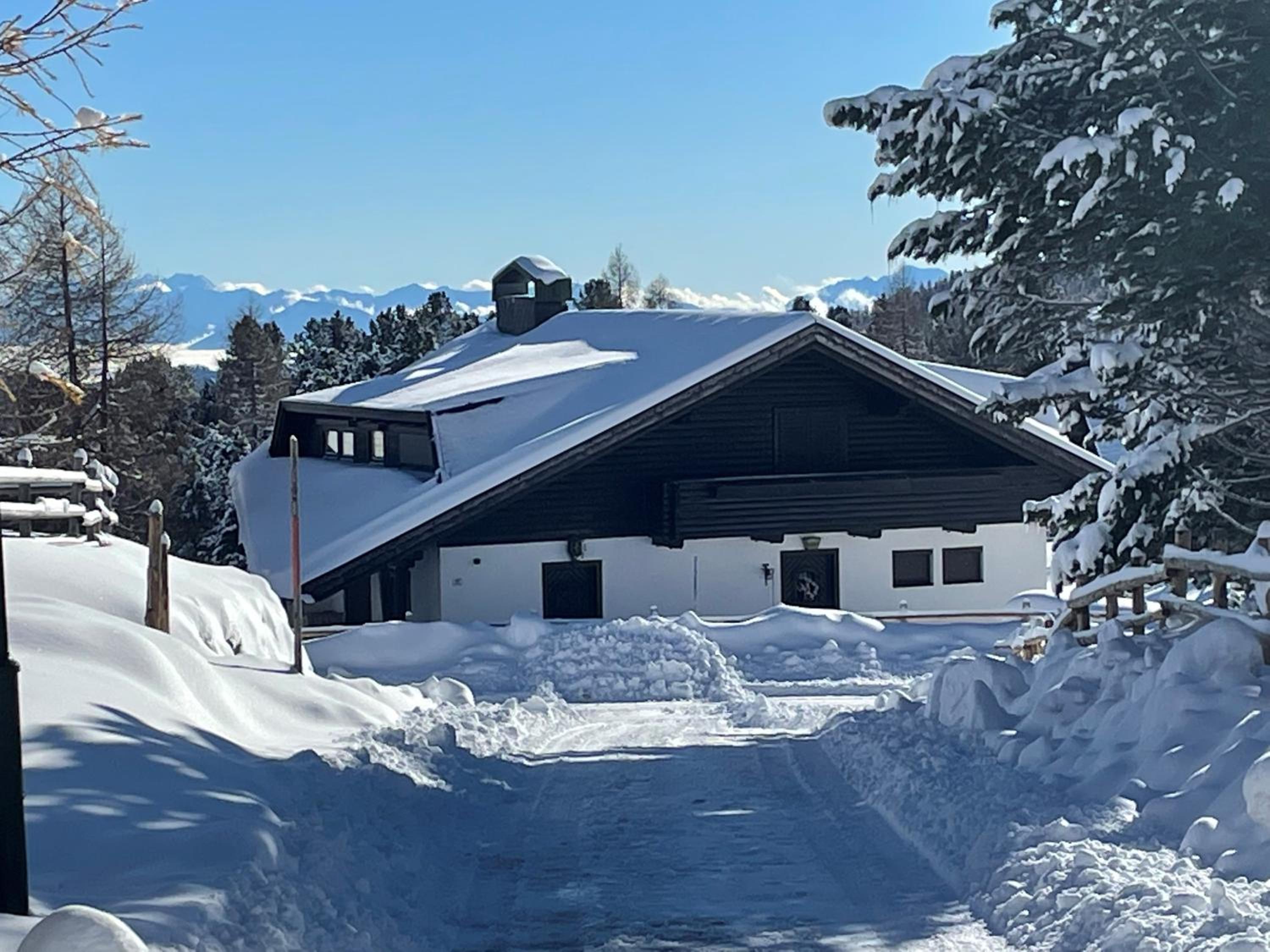 Heidi-Alm Lodge