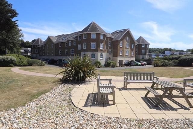 12A Solent Landing direct beach access view 3