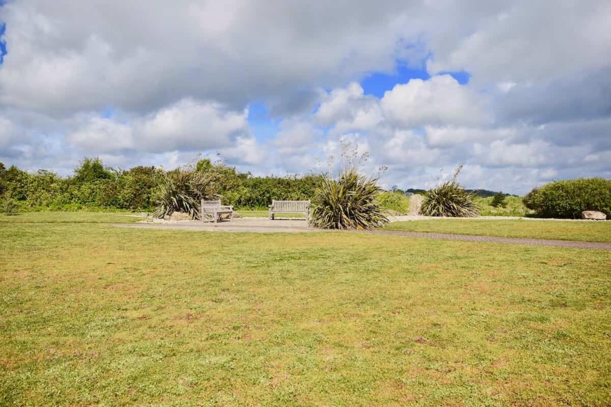 12A Solent Landing direct beach access view 5