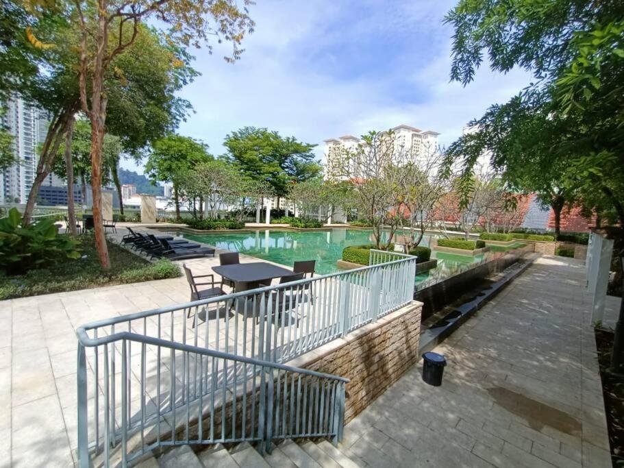 Perfect Marina Stay@ Strait Quay 5 pax w/ Free Carpark photo 4