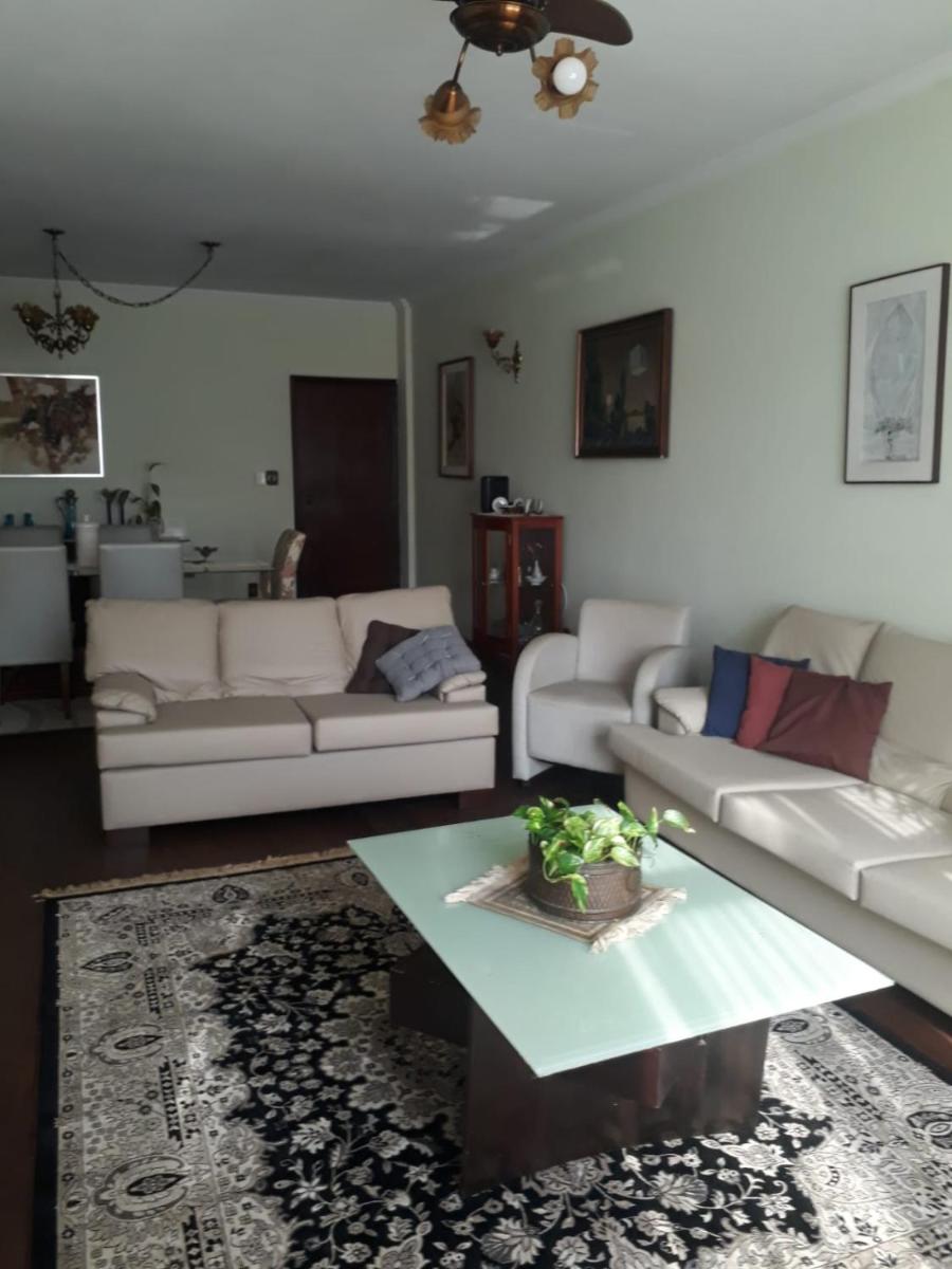 Apartamento Gonzaga Santos