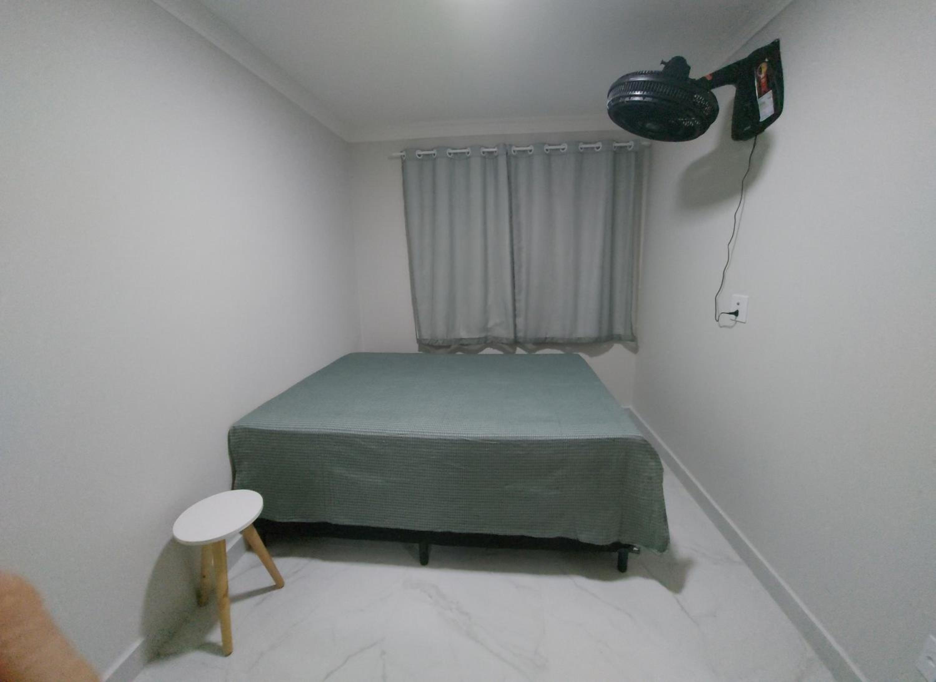 Apartamento Praia Ponta da Fruta para até 4 pessoas 203