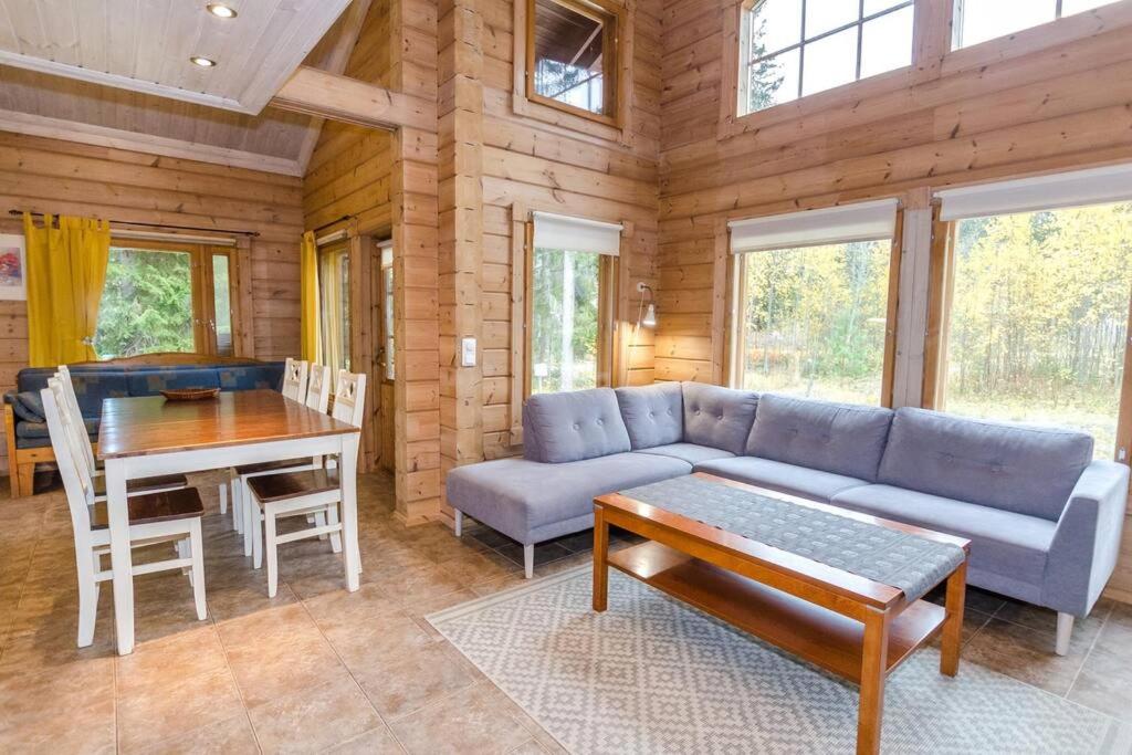 Lovely cottage in Koli resort next to a large lake and trails view 3