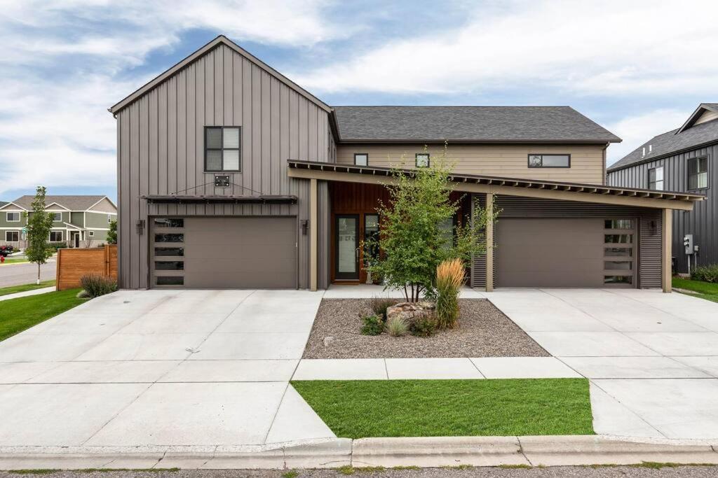 Luxury Townhome on the Park with Bridger Mtn Views - main view