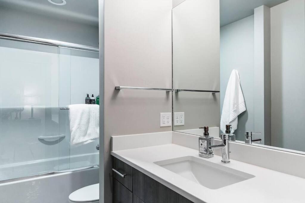 Luxury Townhome on the Park with Bridger Mtn Views view 2