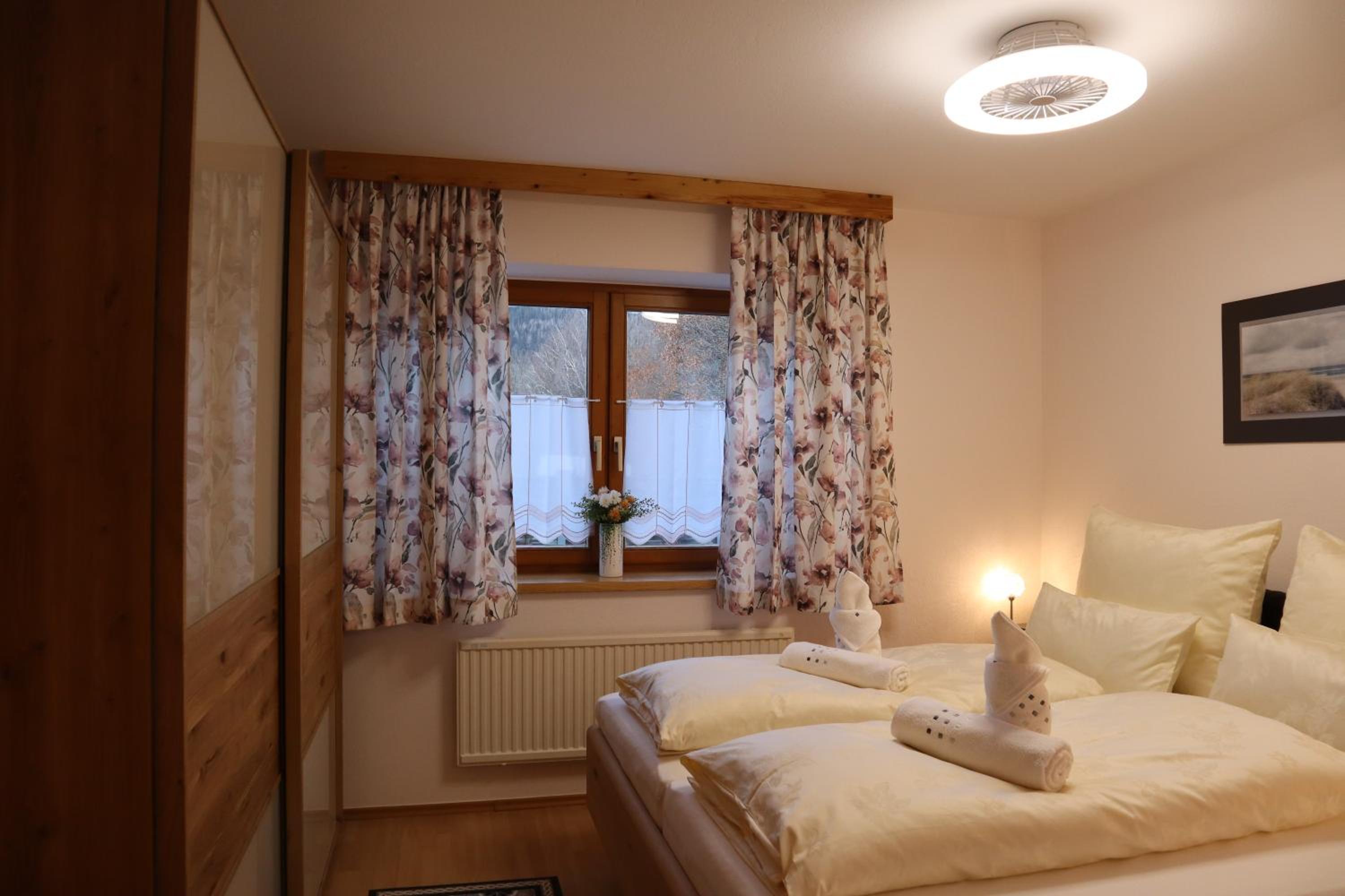 Landhaus-Appartements Warraich