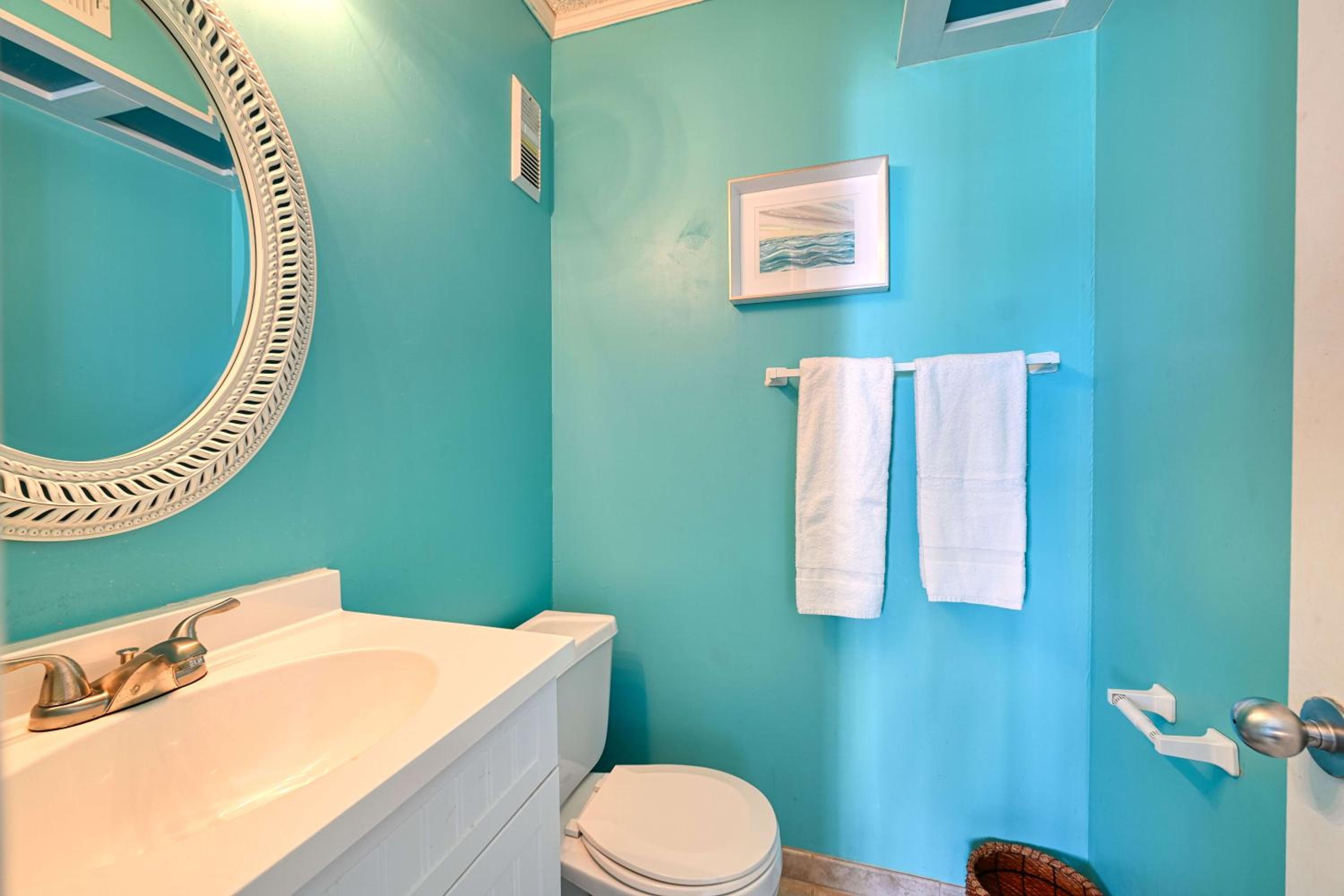 Spacious Condo on Shore Drive view 3