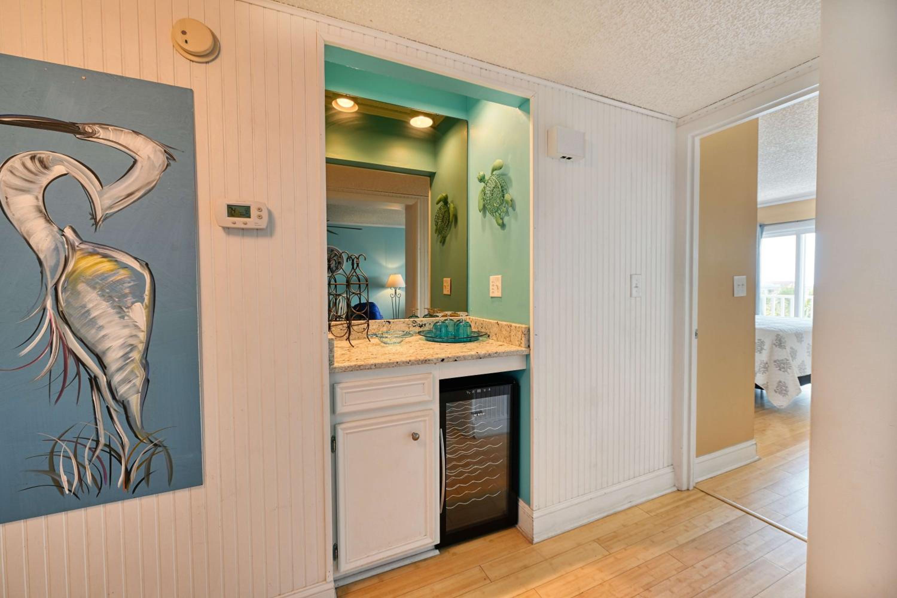 Spacious Condo on Shore Drive view 5