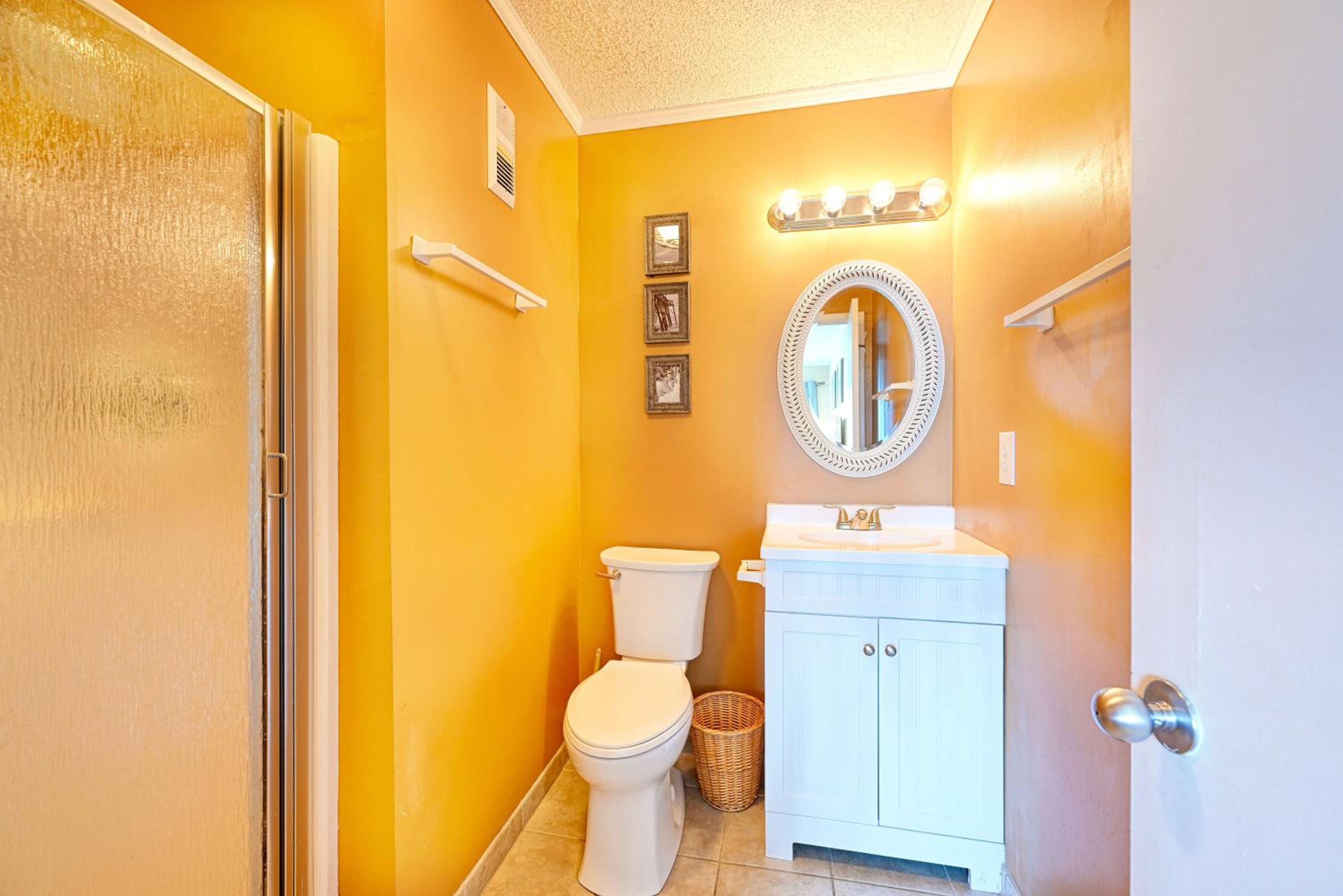 Spacious Condo on Shore Drive view 4