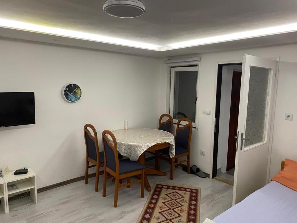 Apartman White river