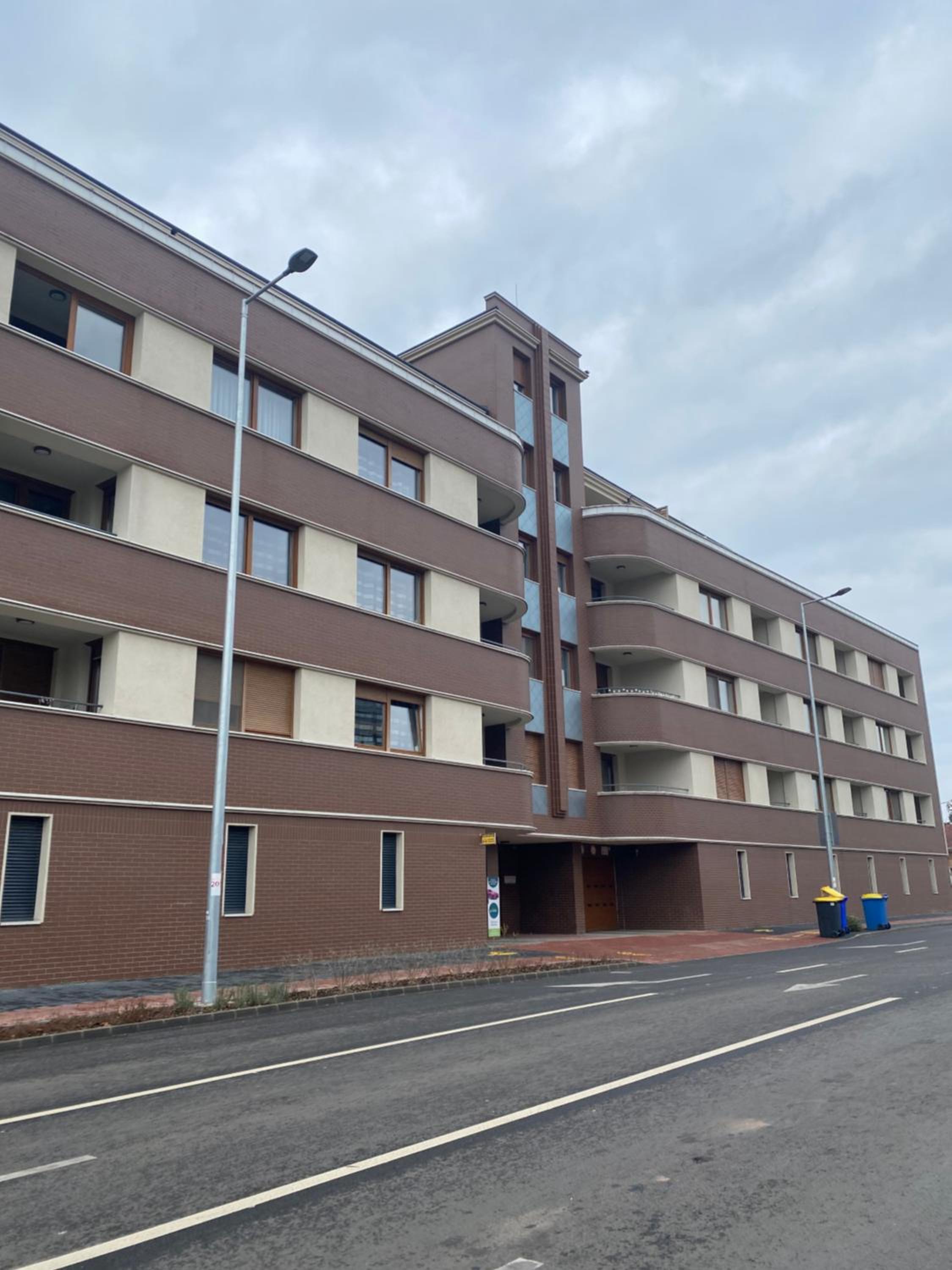 Hotel Hatvan Central Apartment - Image 1