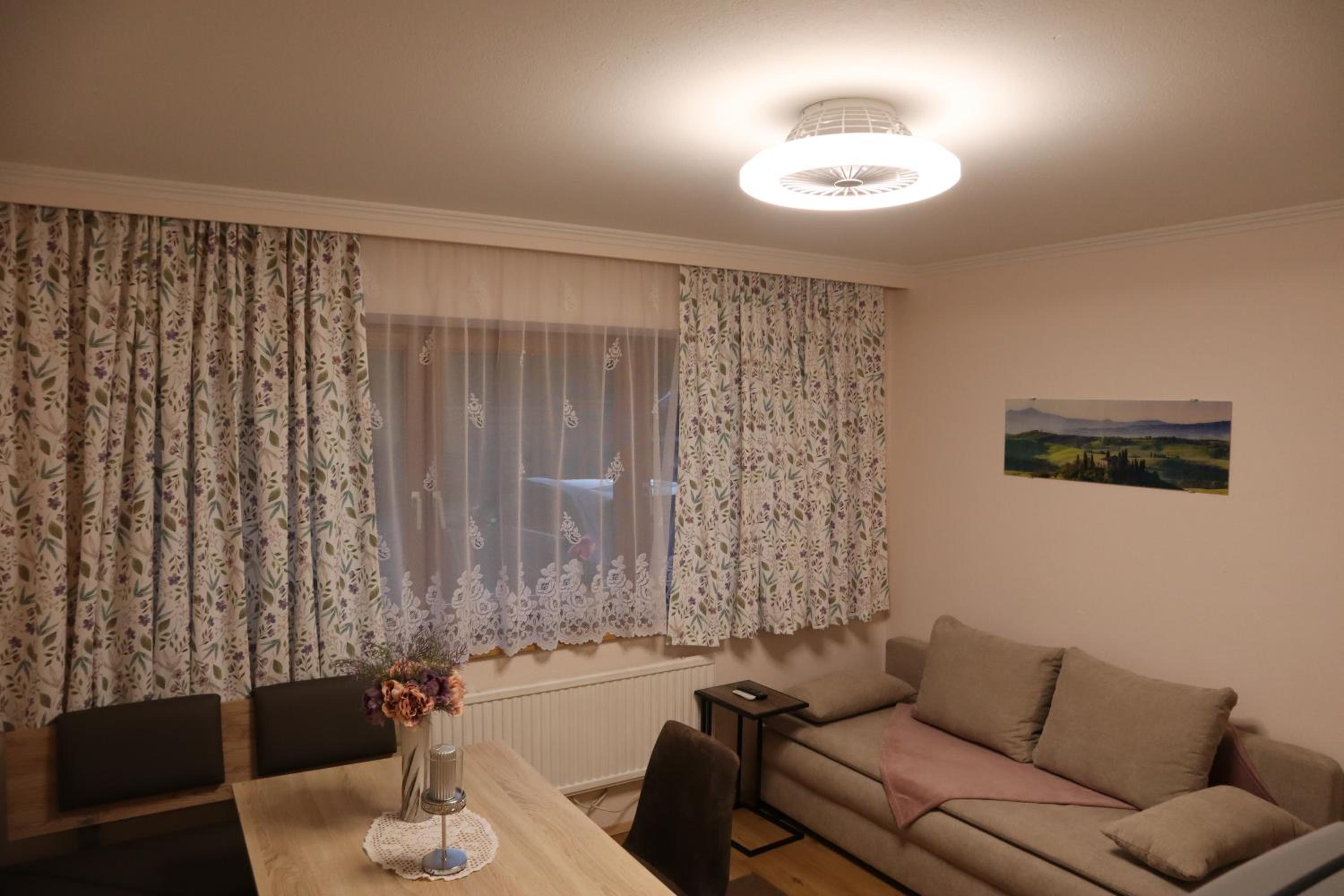 Landhaus-Appartements Warraich