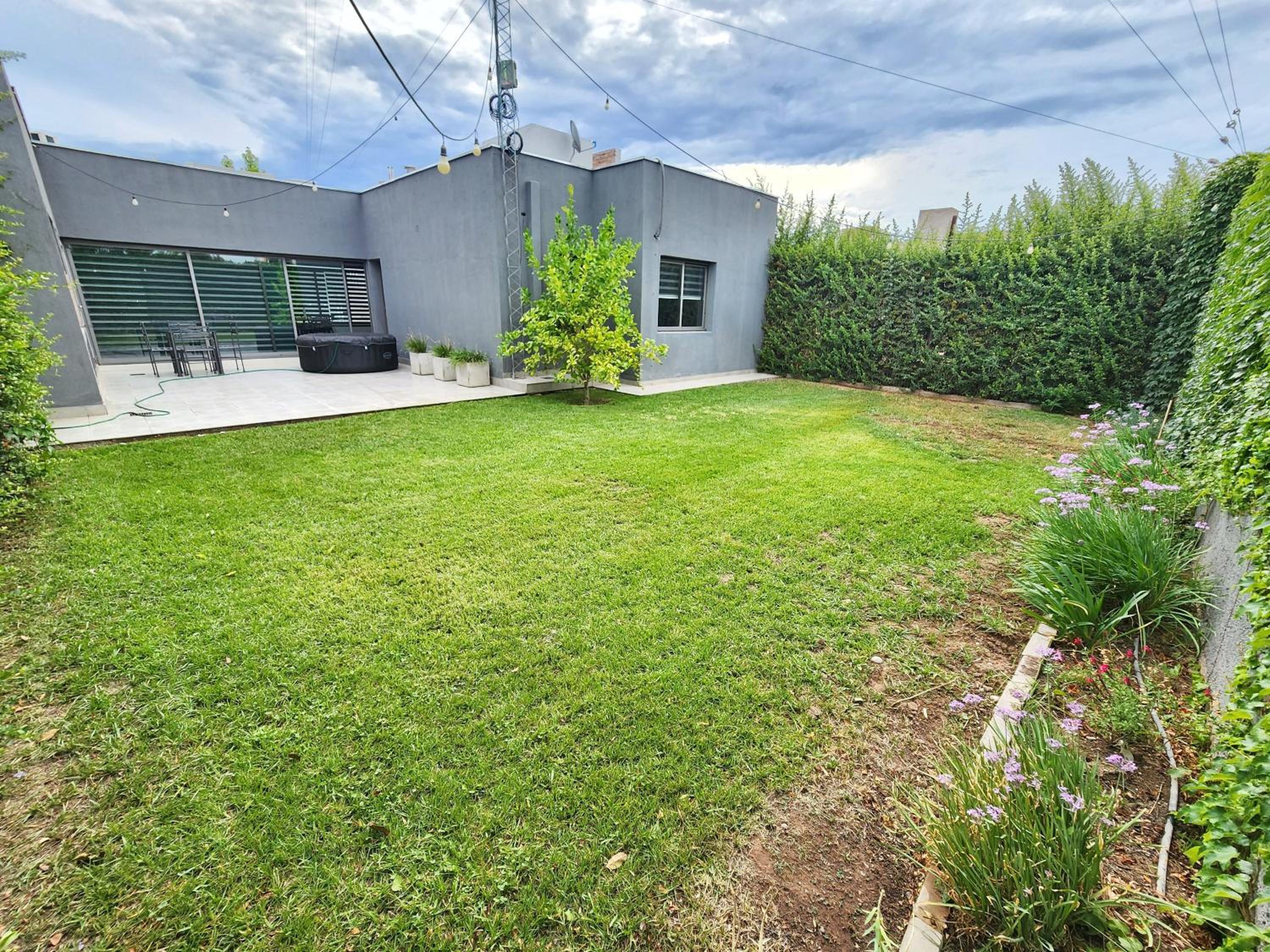 Casa en Barrio privado Luján
