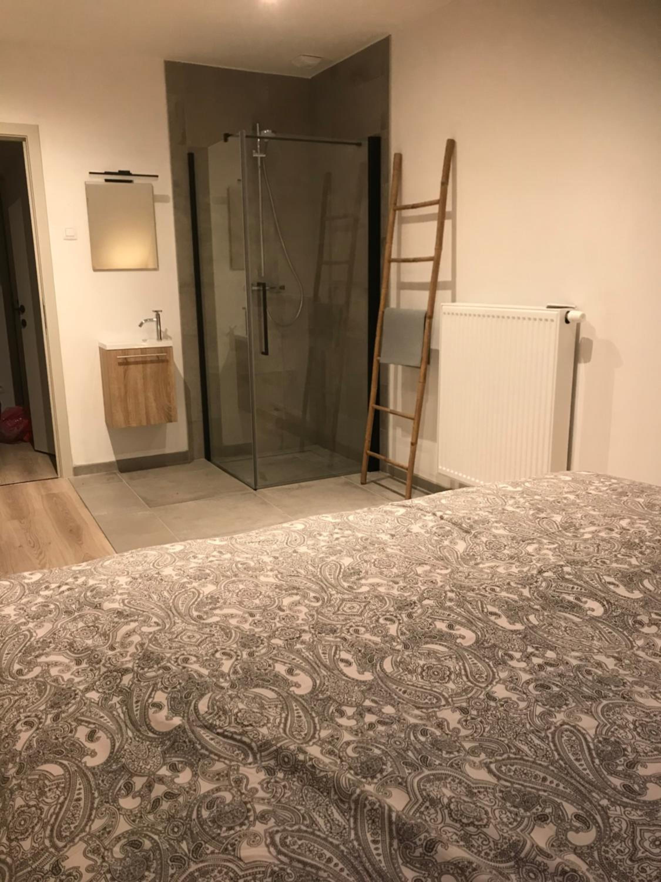THE 77 work or holiday new home