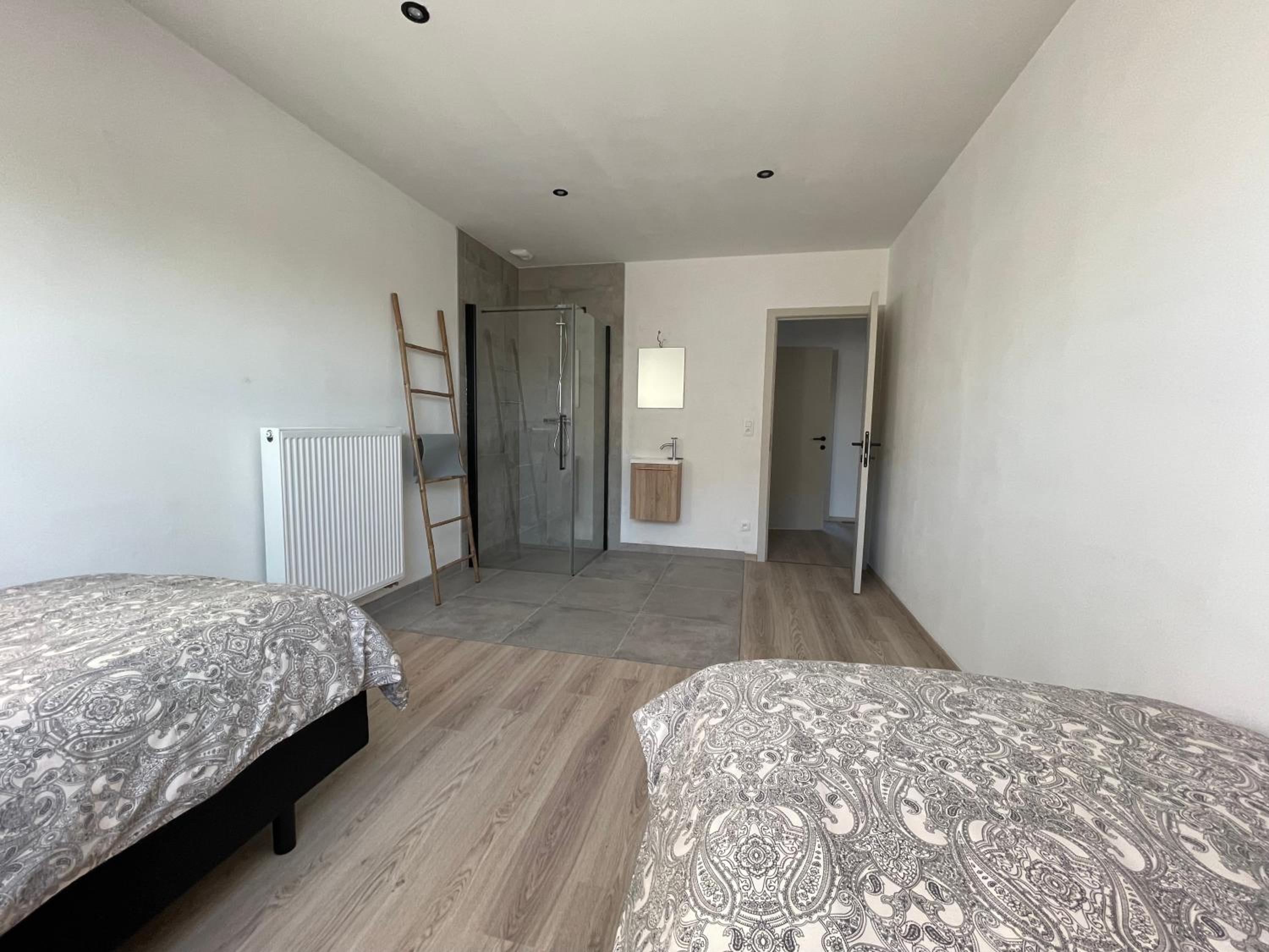 THE 77 work or holiday new home