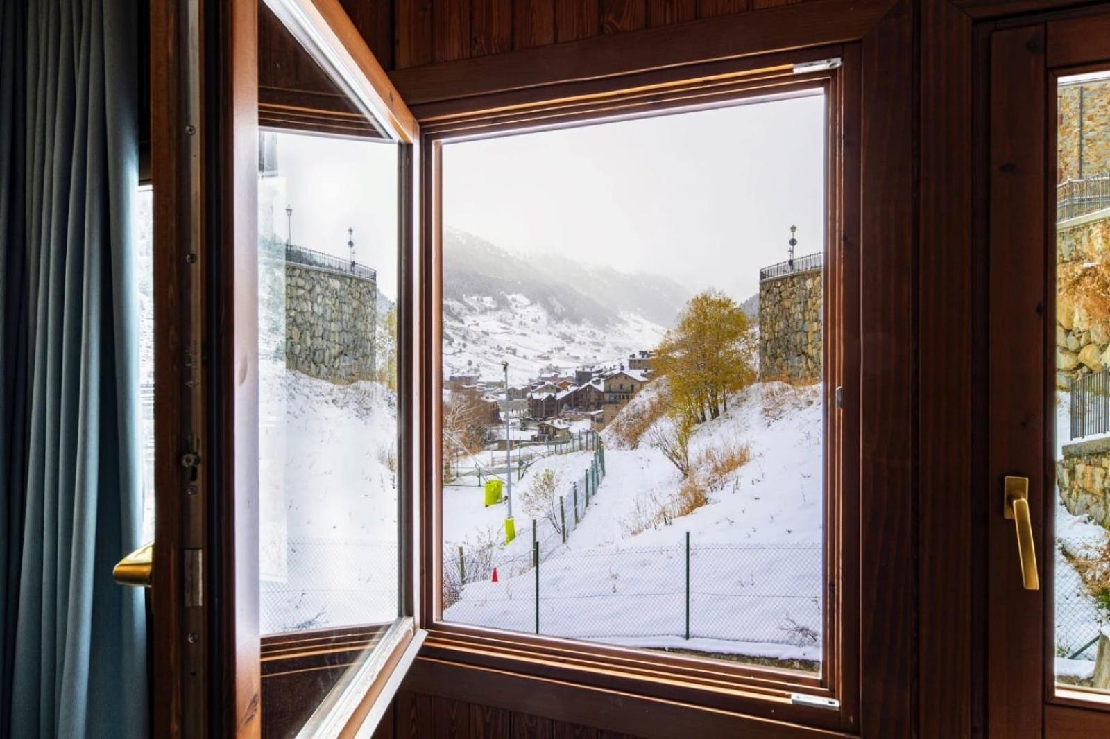 S Valle de incles- Grandvalira free parking