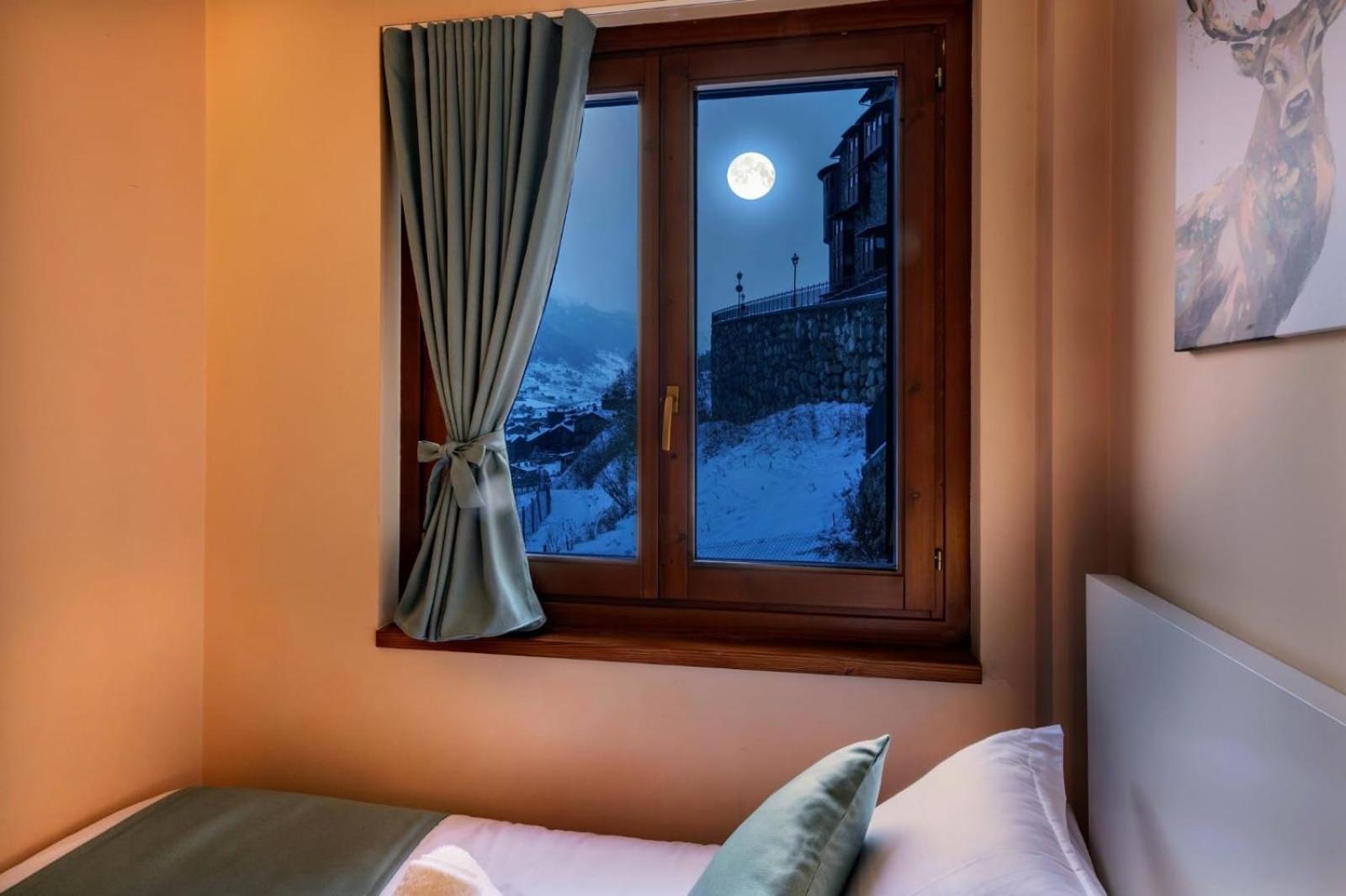 S Valle de incles- Grandvalira free parking