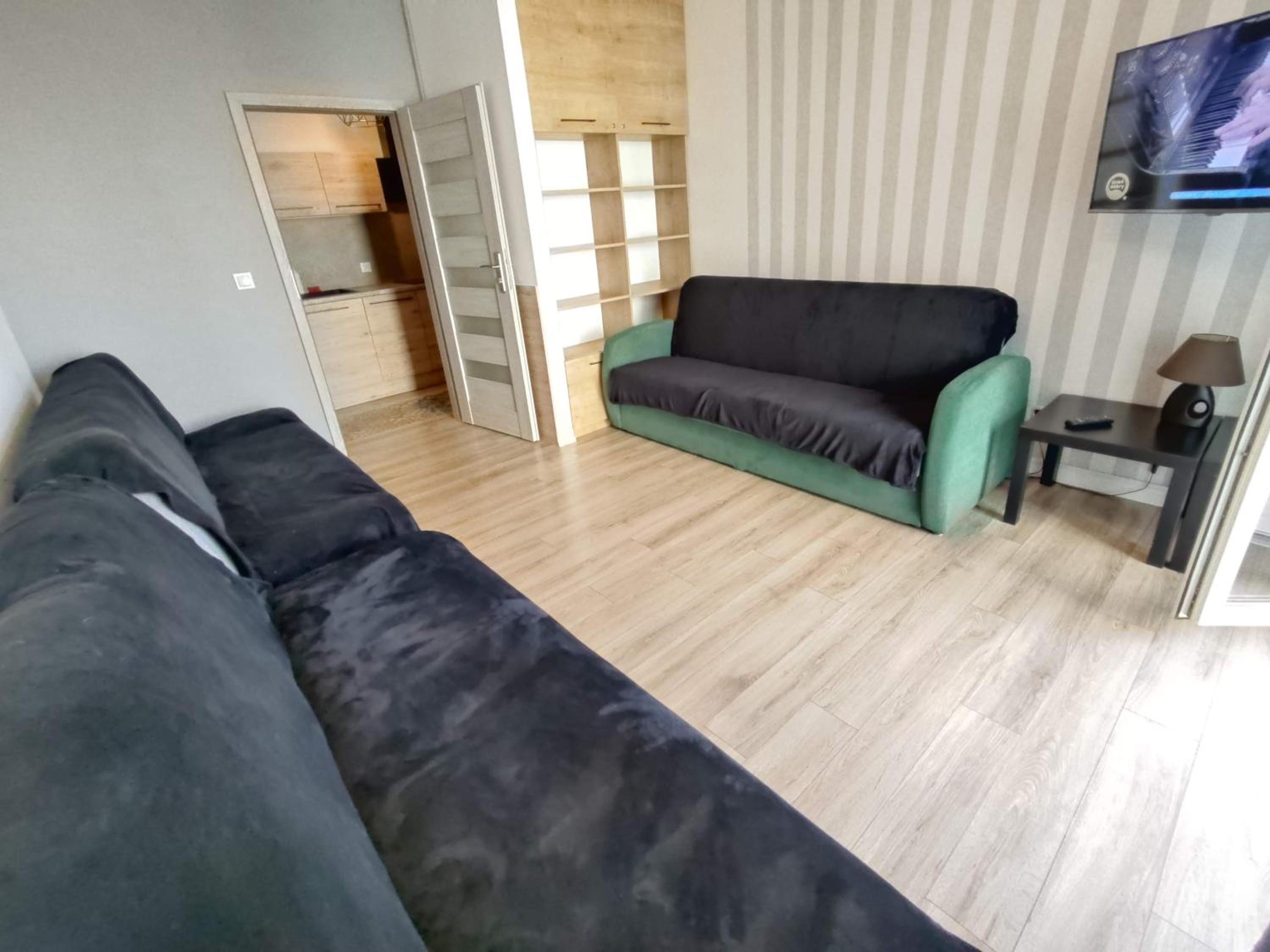 1120 Śmiałego 41 - Tanie Pokoje w Apartamencie - samodzielne zameldowanie - self check in view 2