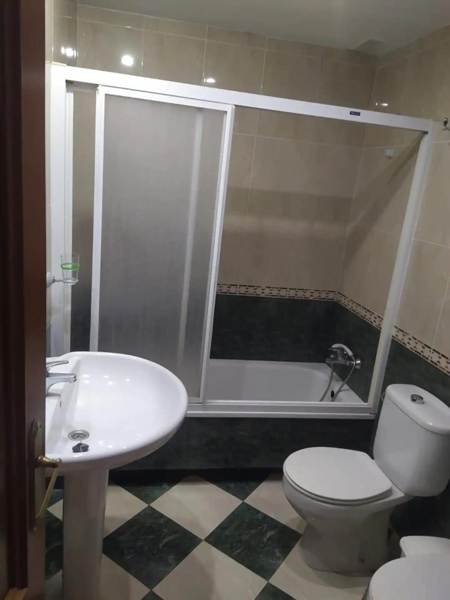 Apartamento 3 dormitorios frente a Hospital de Traumatología