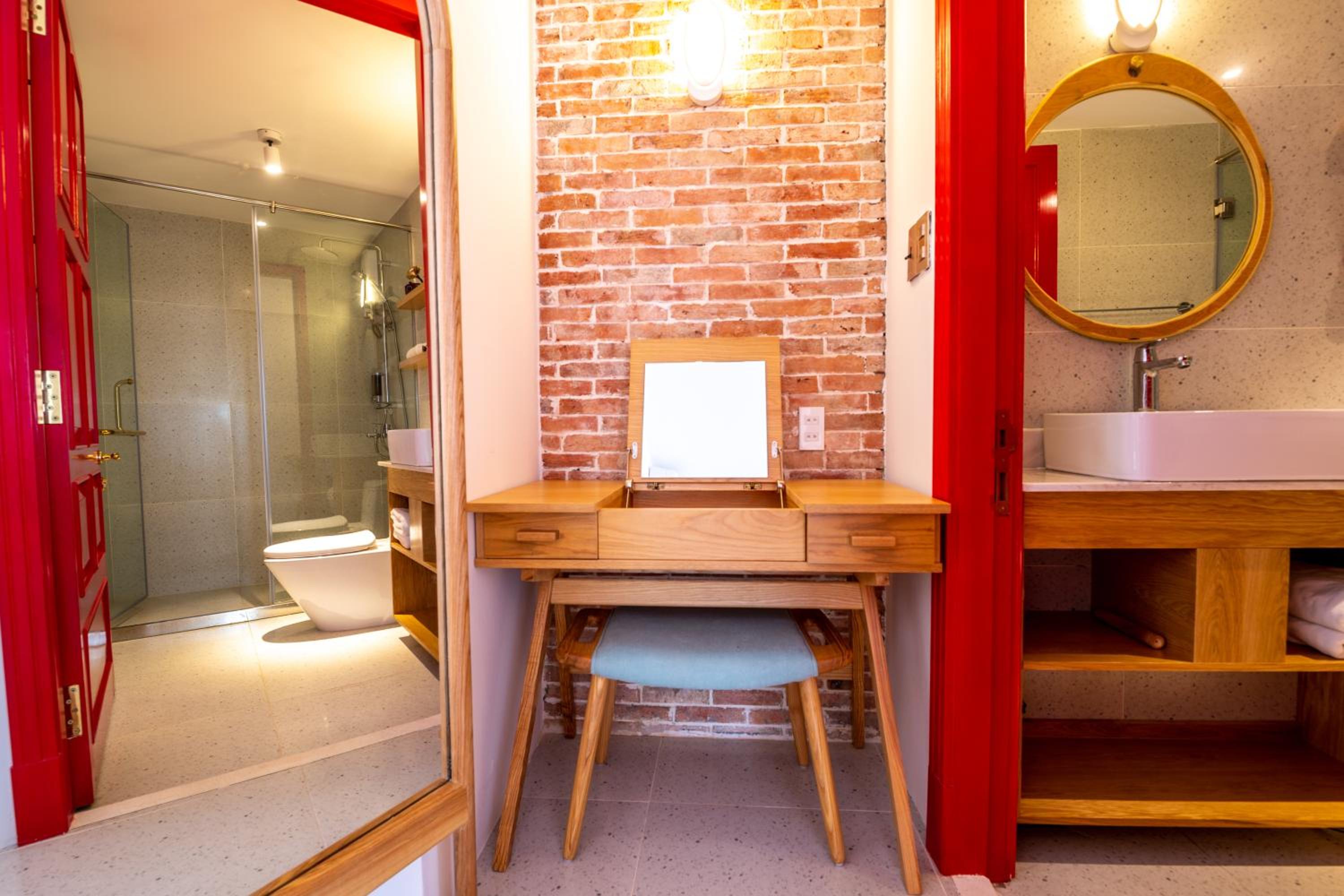 Leiden Homestay&Cafe'