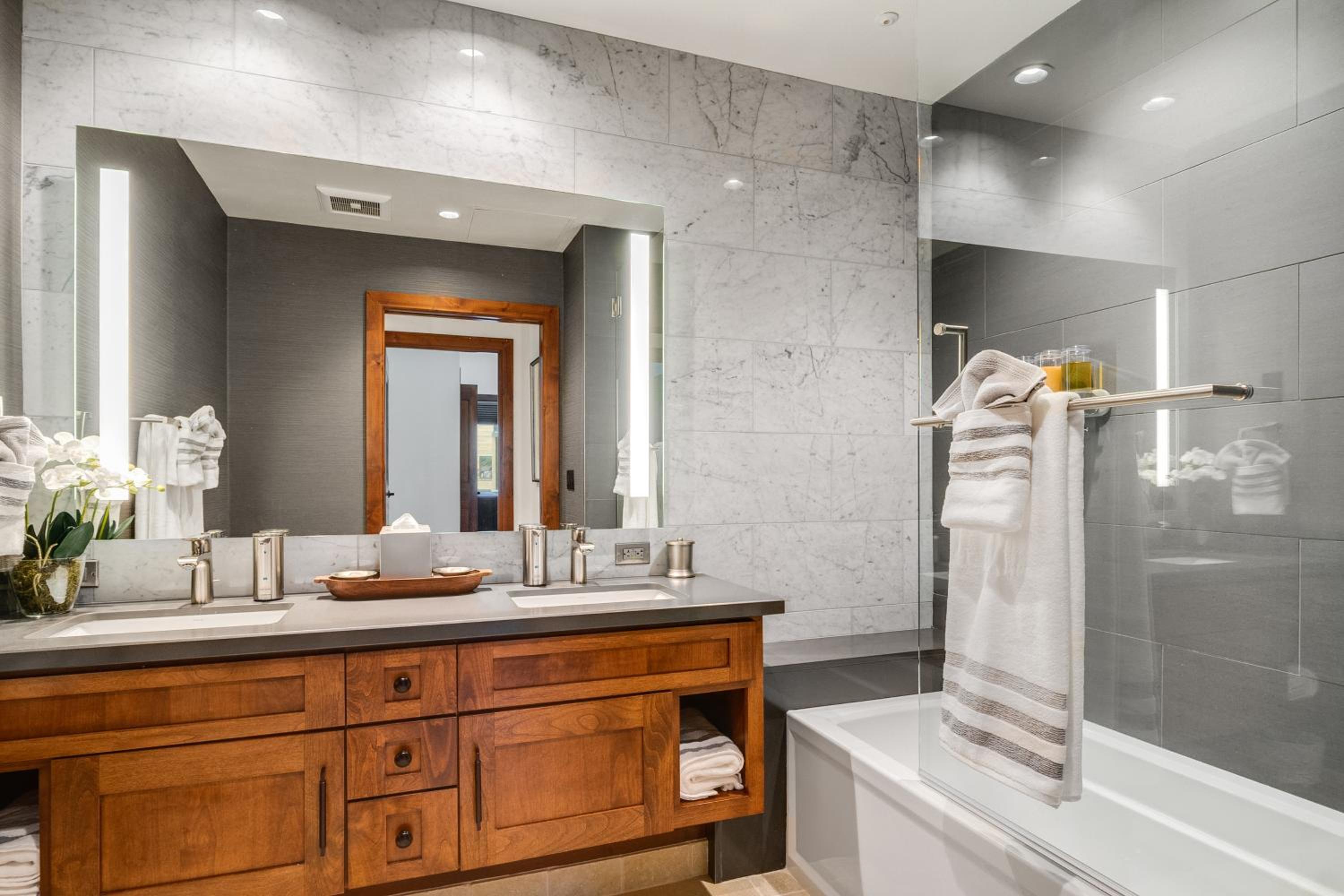 Lake Tahoe Vacations - Ultimate Luxury Residence with Extras Galore across from Heavenly Village Gondola - Zalanta Resort - Property Image 48