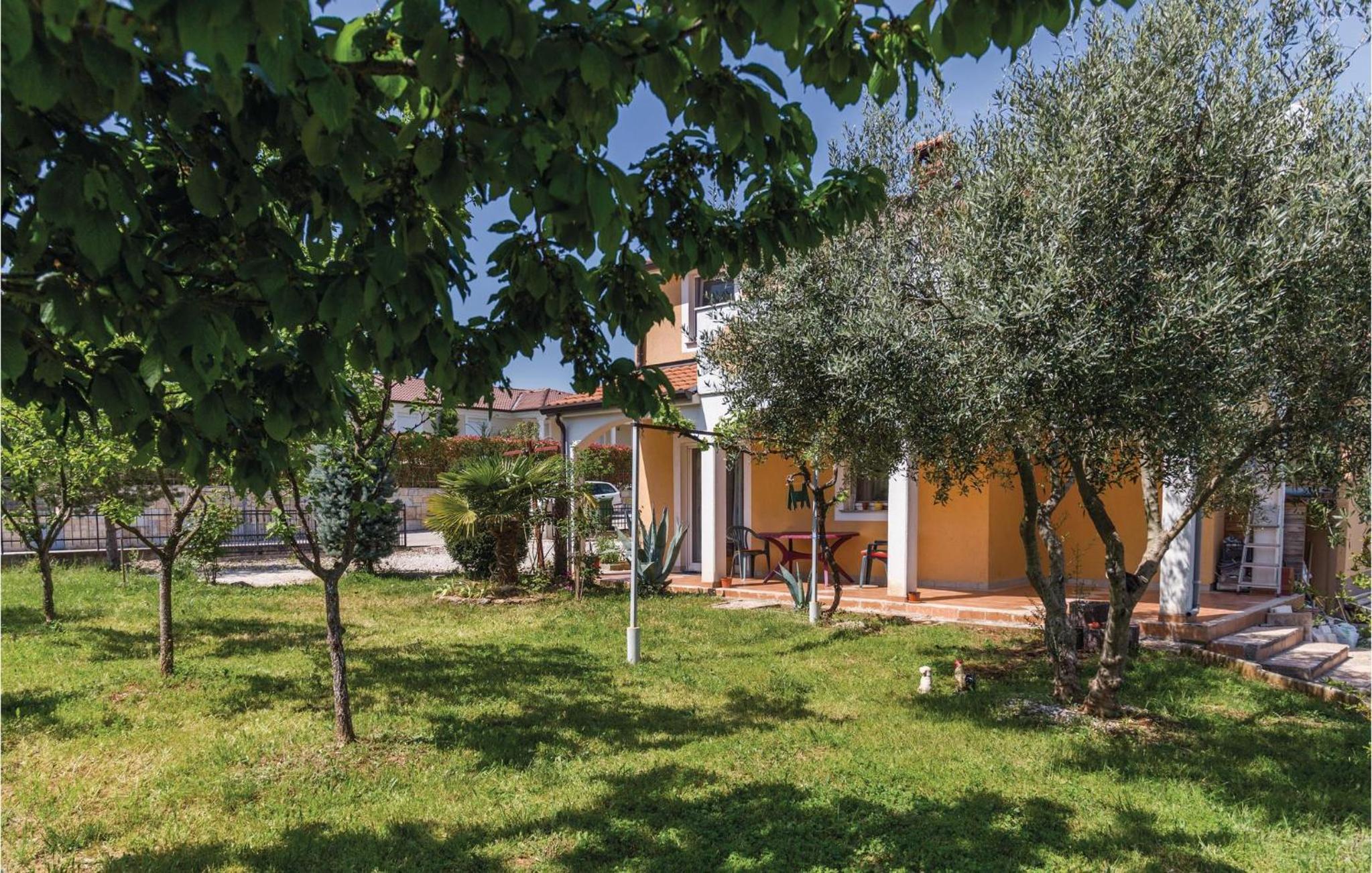 2 Bedroom Beautiful Apartment In Kastel view 5