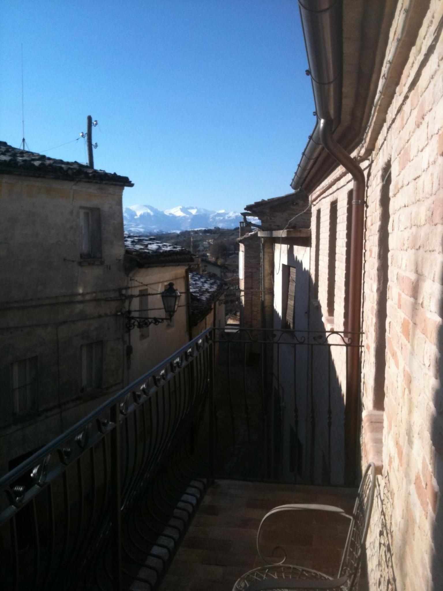 Photo 24