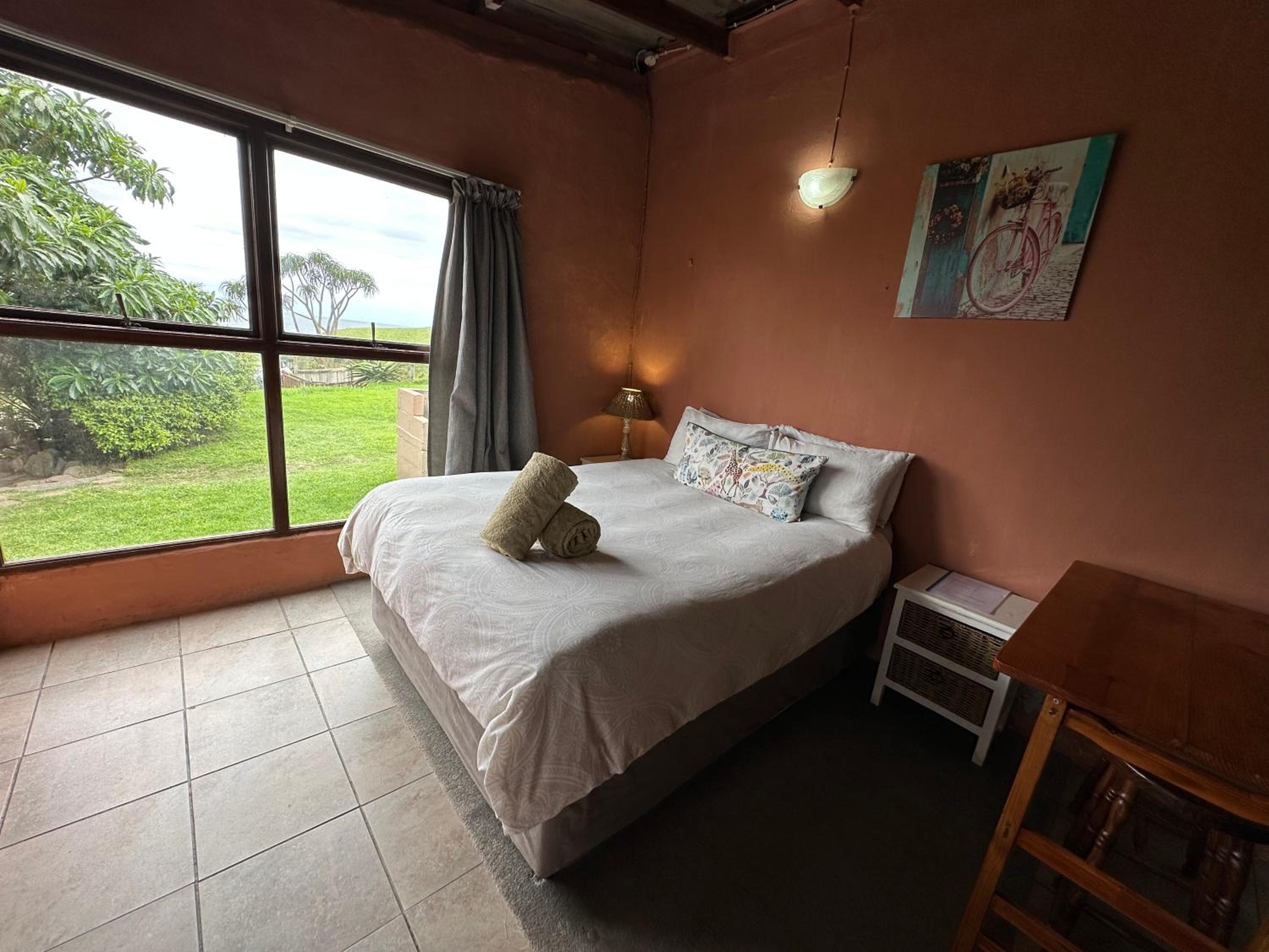 BlueCottage or Seaview Cottage at Coram Deo Lodge self catering view 5