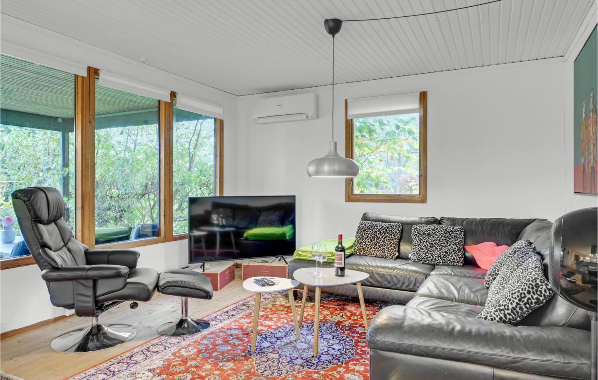 3 Bedroom Cozy Home In Græsted