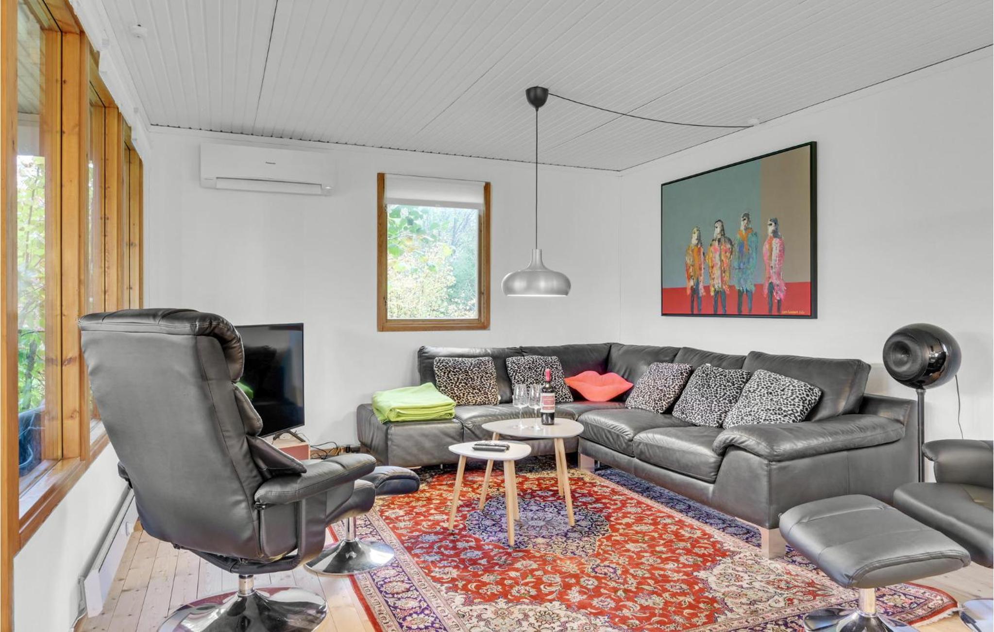 3 Bedroom Cozy Home In Græsted