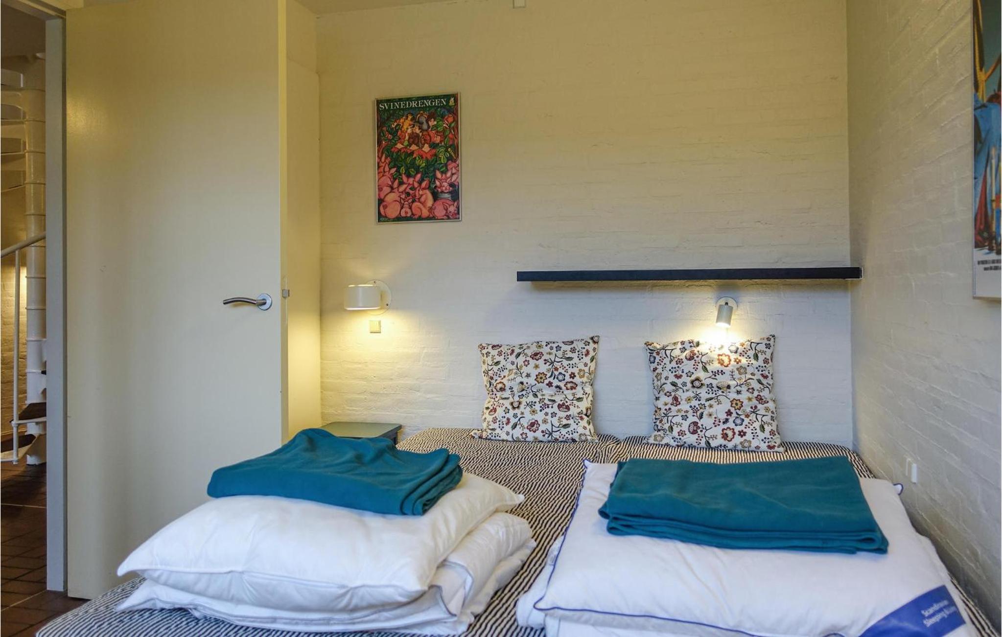 Stunning Apartment In Allinge With Wifi
