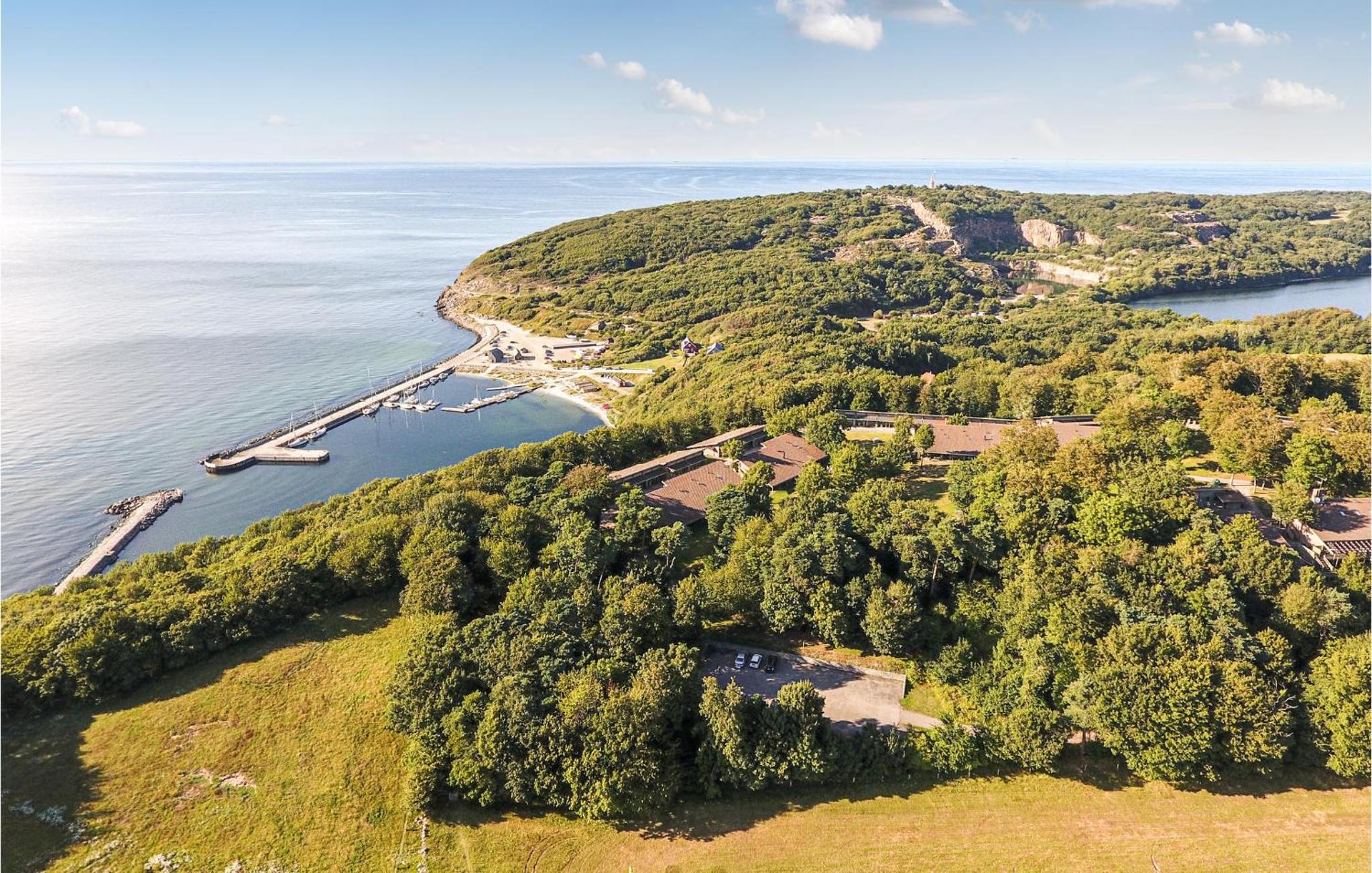 Stunning Apartment In Allinge With Wifi