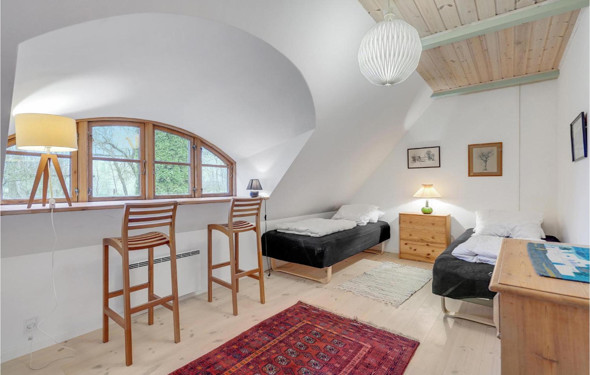 Cozy Home In Præstø With Kitchen