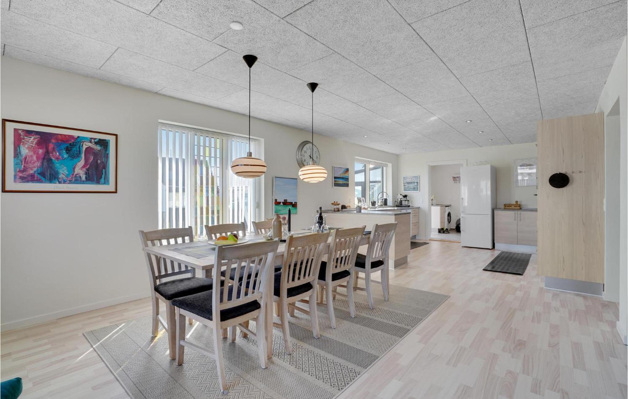 Stunning Home In Thyborøn With Wifi
