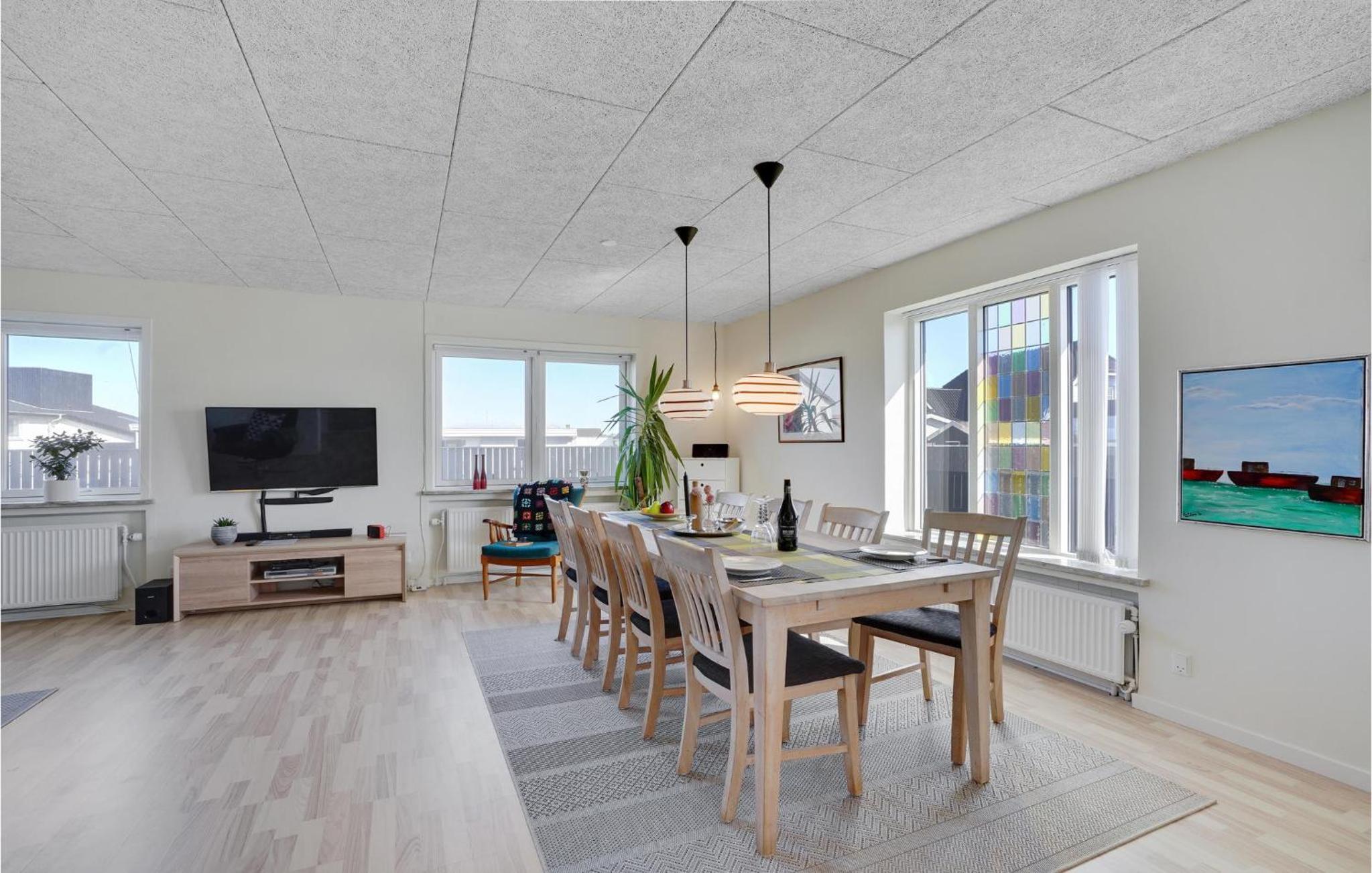 Stunning Home In Thyborøn With Wifi