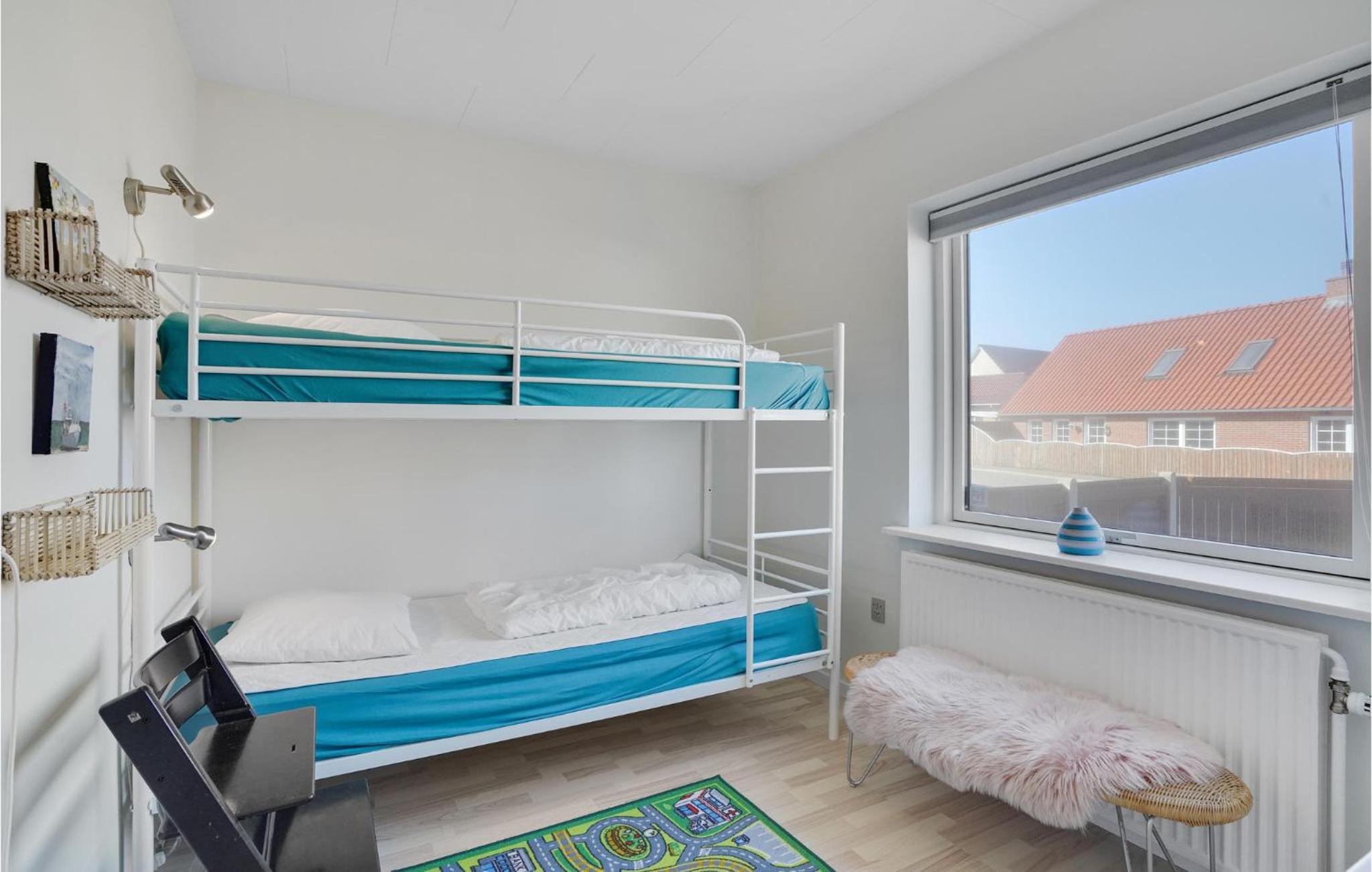 Stunning Home In Thyborøn With Wifi