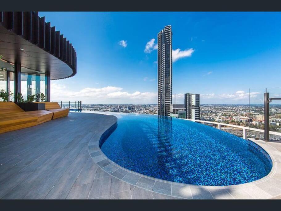 Brisbane Vacations - LvL29 Rooftop Pool Carpark Netflix by Stylish Stays - Property Image 6