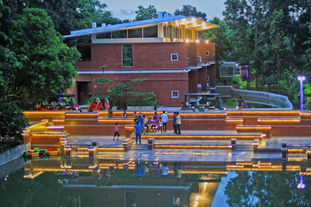 Sarah Resort Gazipur, photo 44