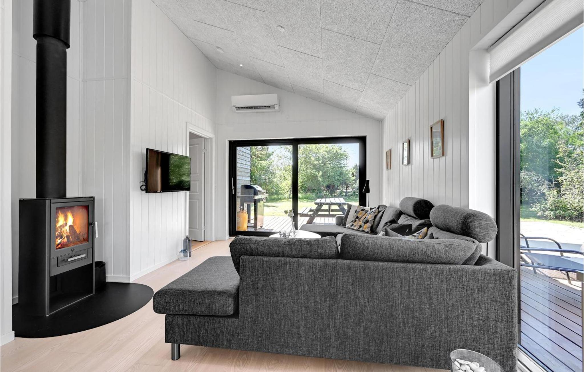 Lovely Home In Grenaa With Wifi view 3