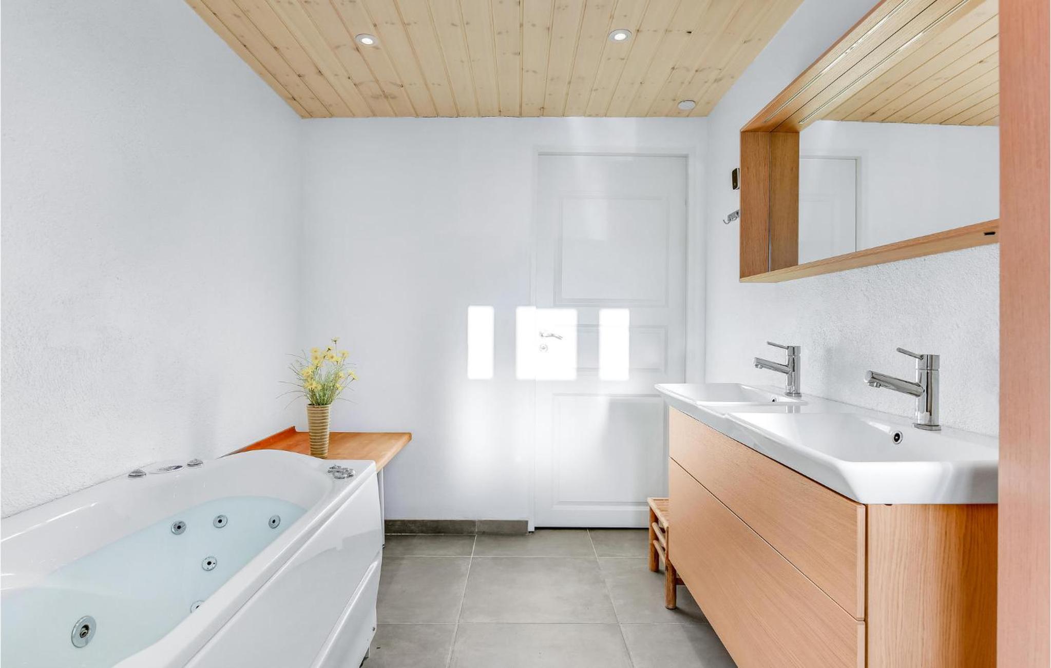 Beautiful Home In Christiansfeld