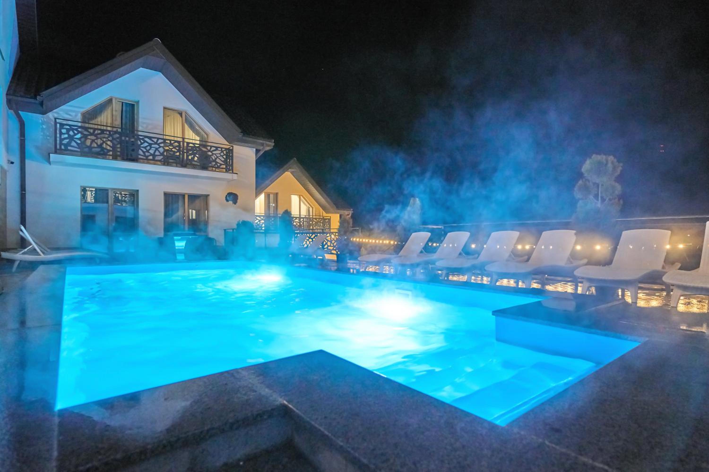 Chalet Fomich view 4