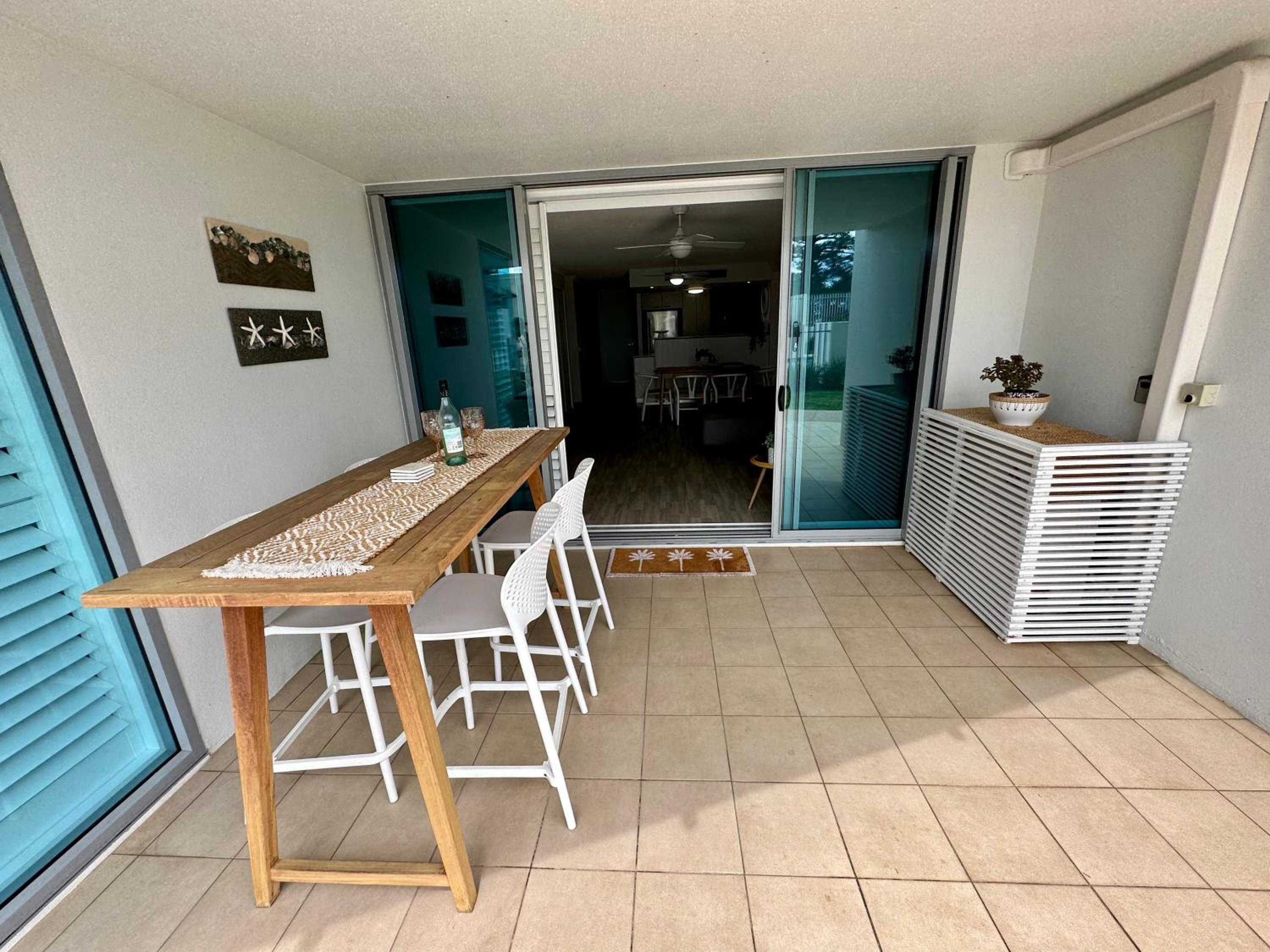 Bargara Oceanfront Luxury Grd Flr Apartment