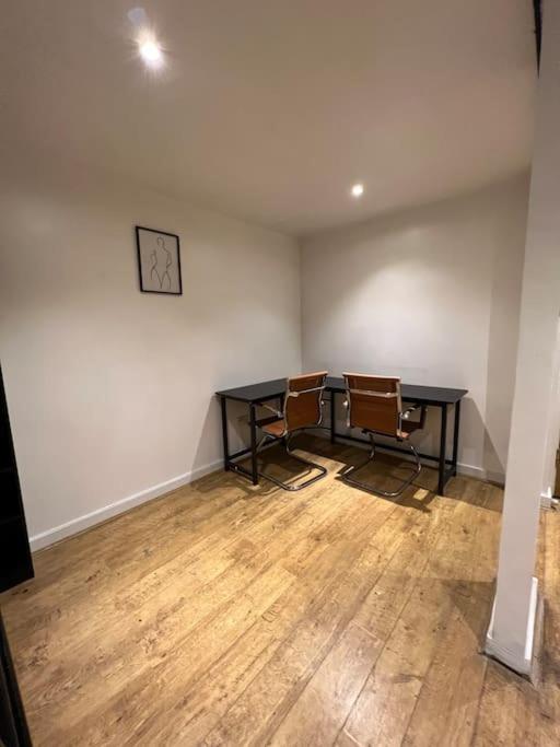 2Bed Stratford Apt with Easy Access to Central London, O2, ExCel, Parking Nearby