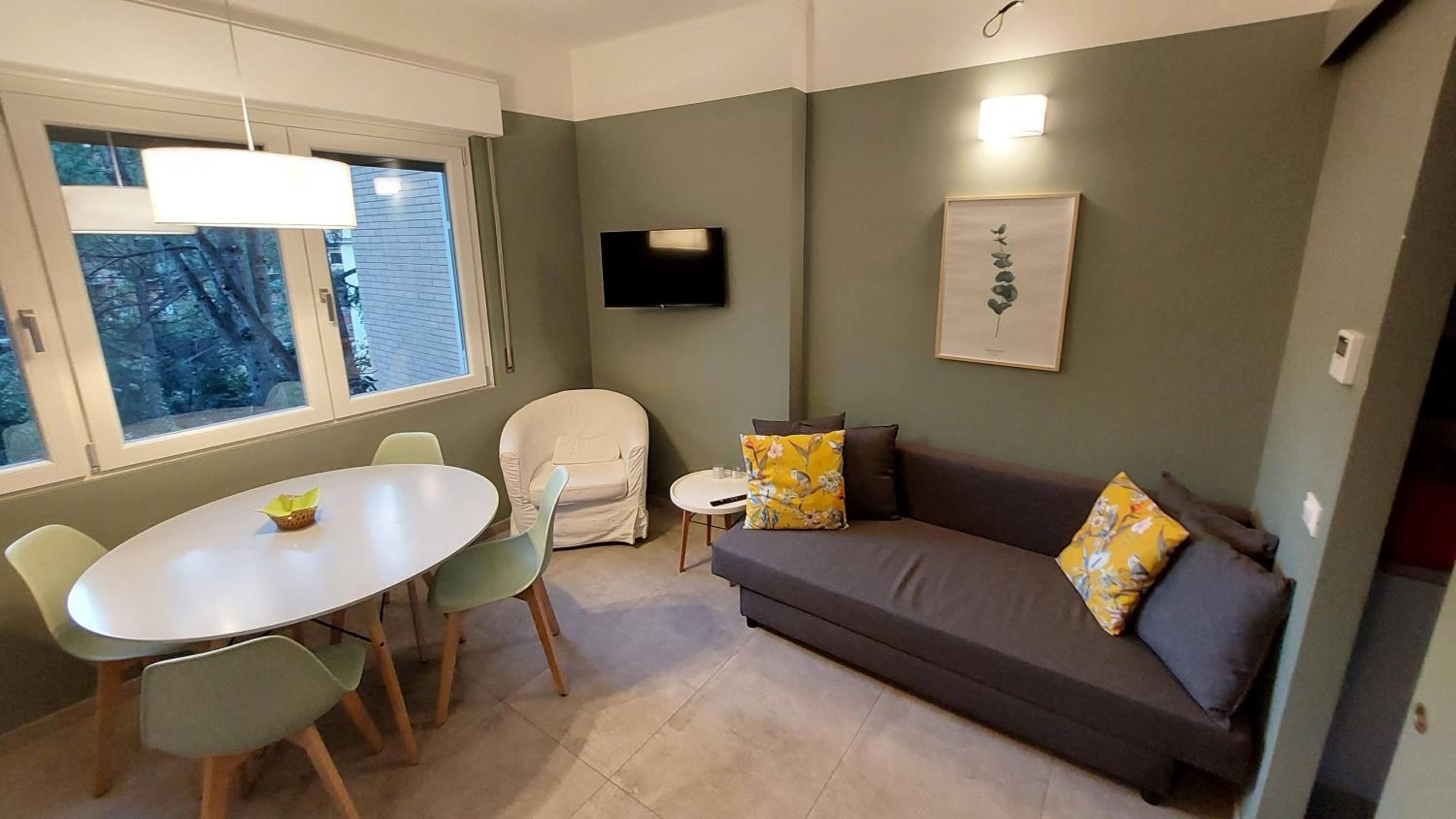 Delmirani's Book Apartments - Vatican View