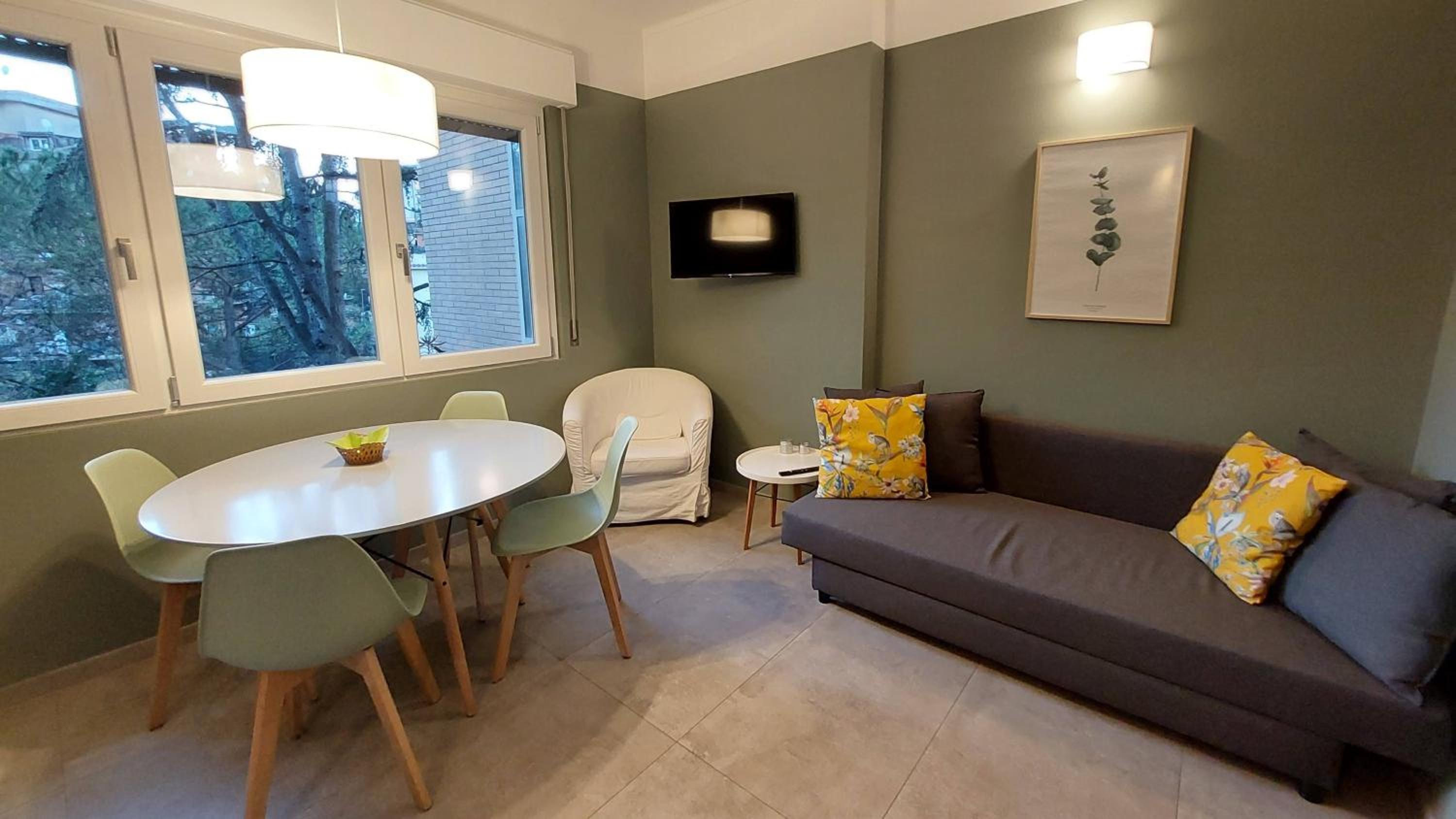 Delmirani's Book Apartments - Vatican View
