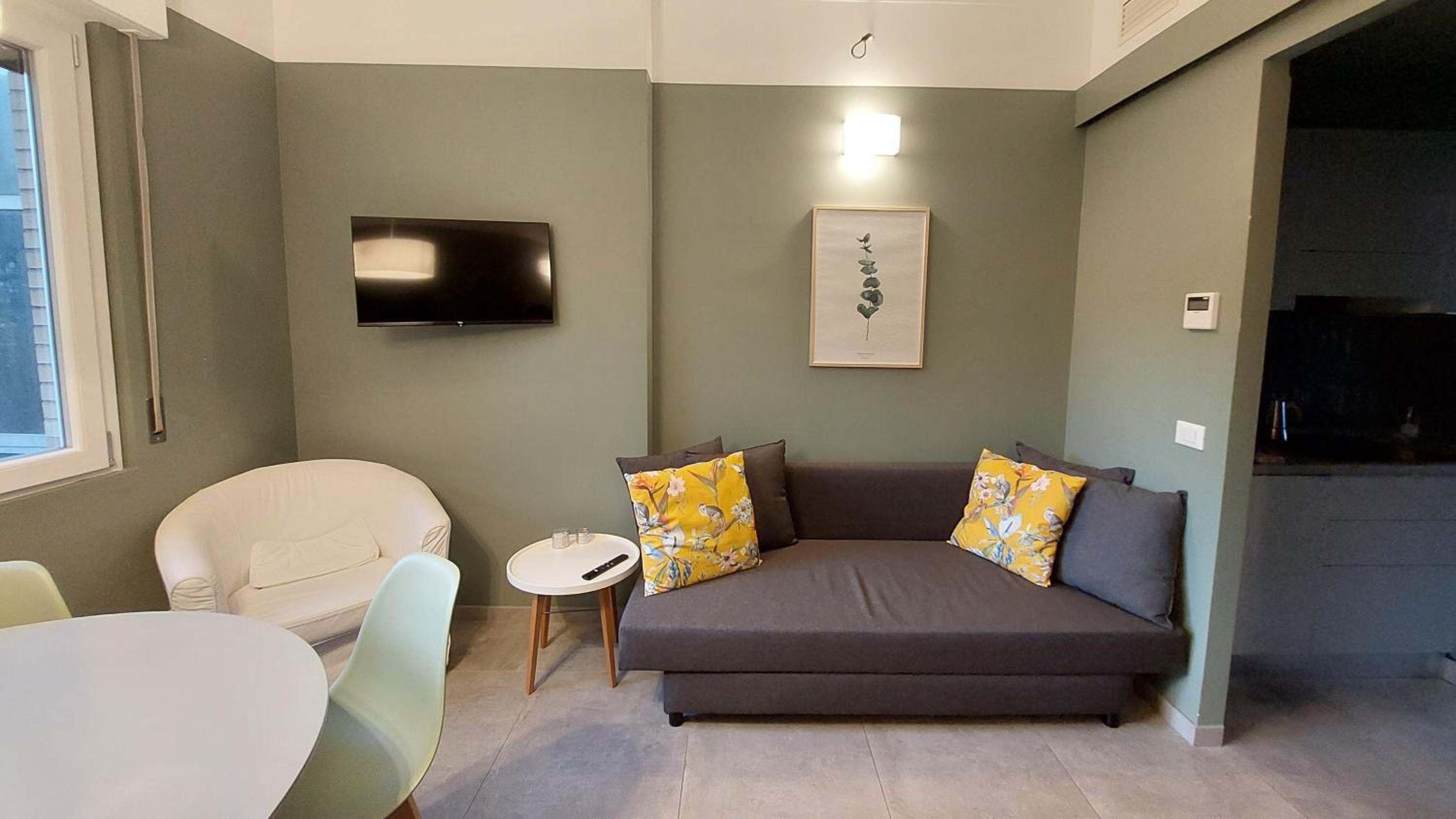 Delmirani's Book Apartments - Vatican View