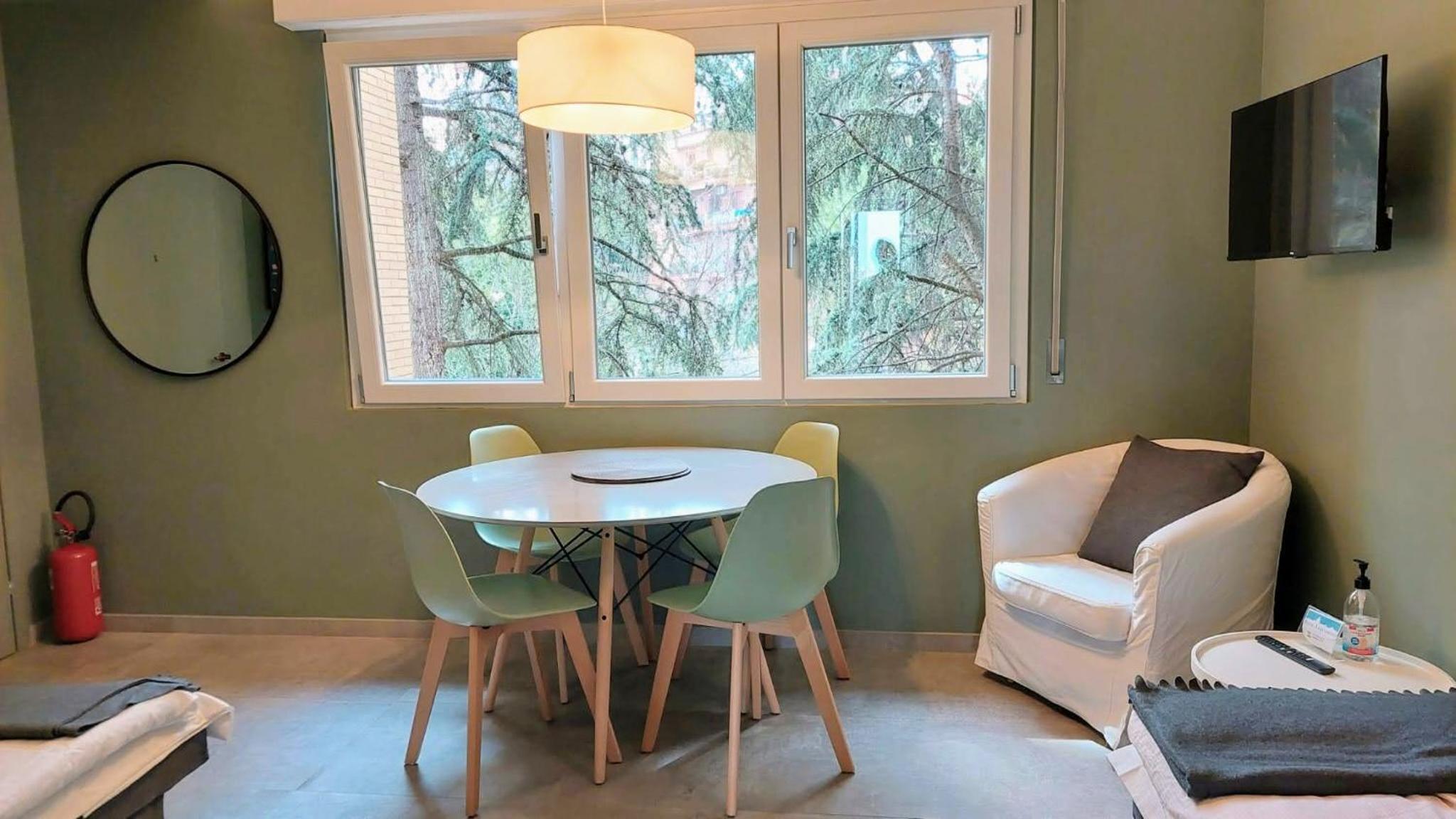 Delmirani's Book Apartments - Vatican View
